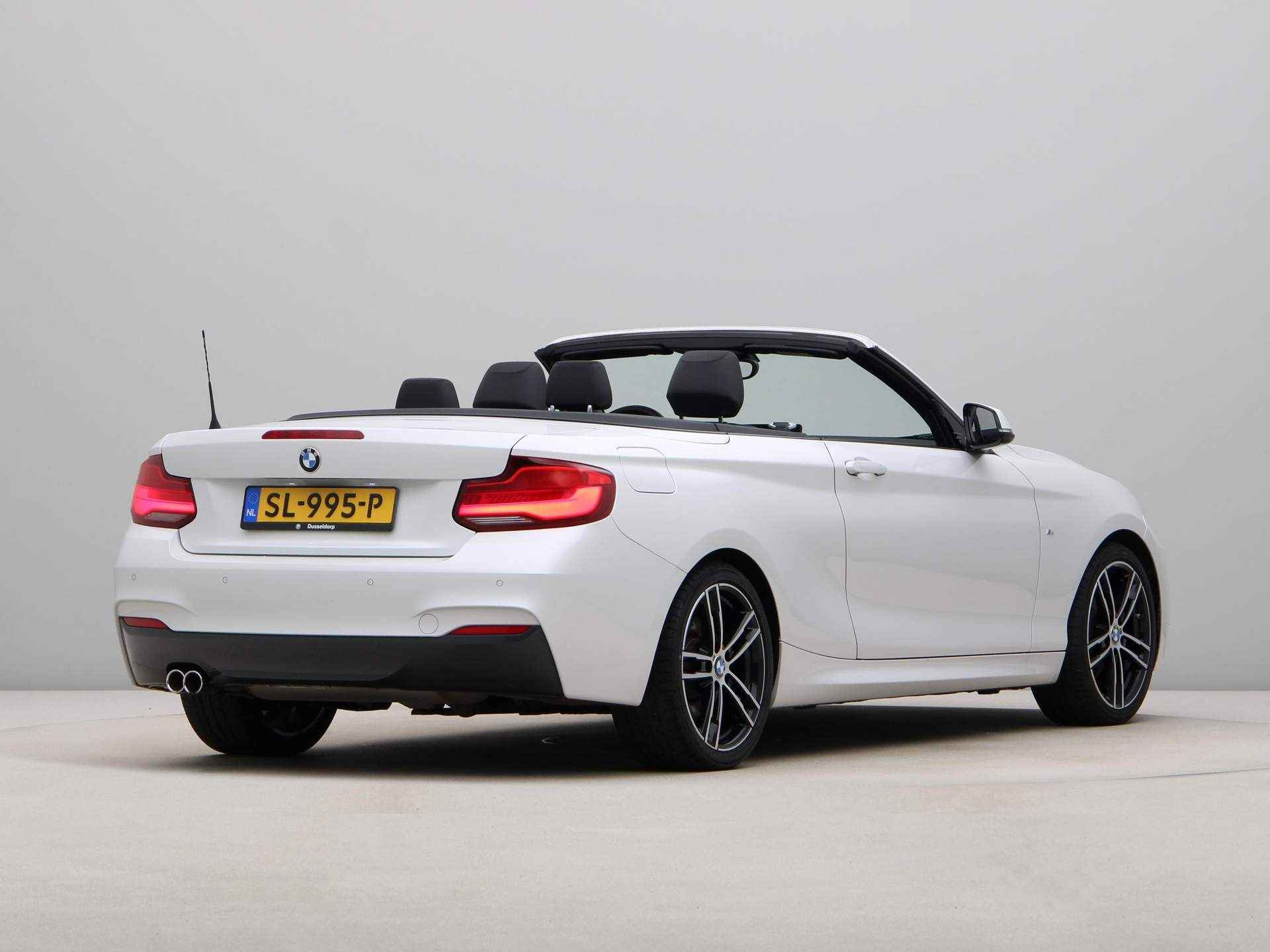 BMW 2 Serie Cabrio 220i High Executive M Sport - 14/30