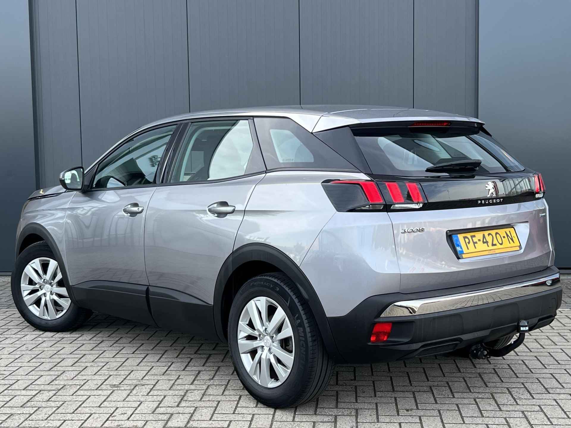 Peugeot 3008 1.2 PureTech Blue Lease Executive - 7/29