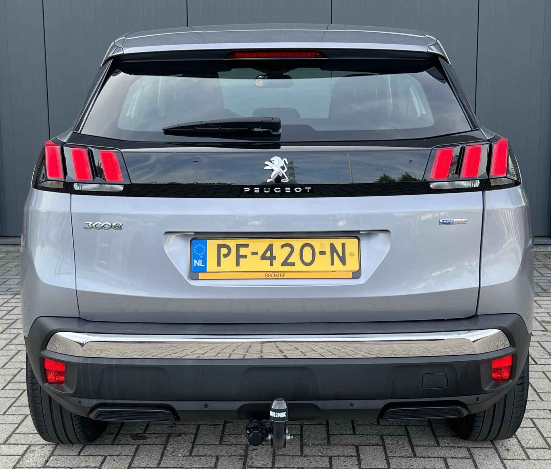 Peugeot 3008 1.2 PureTech Blue Lease Executive - 10/29