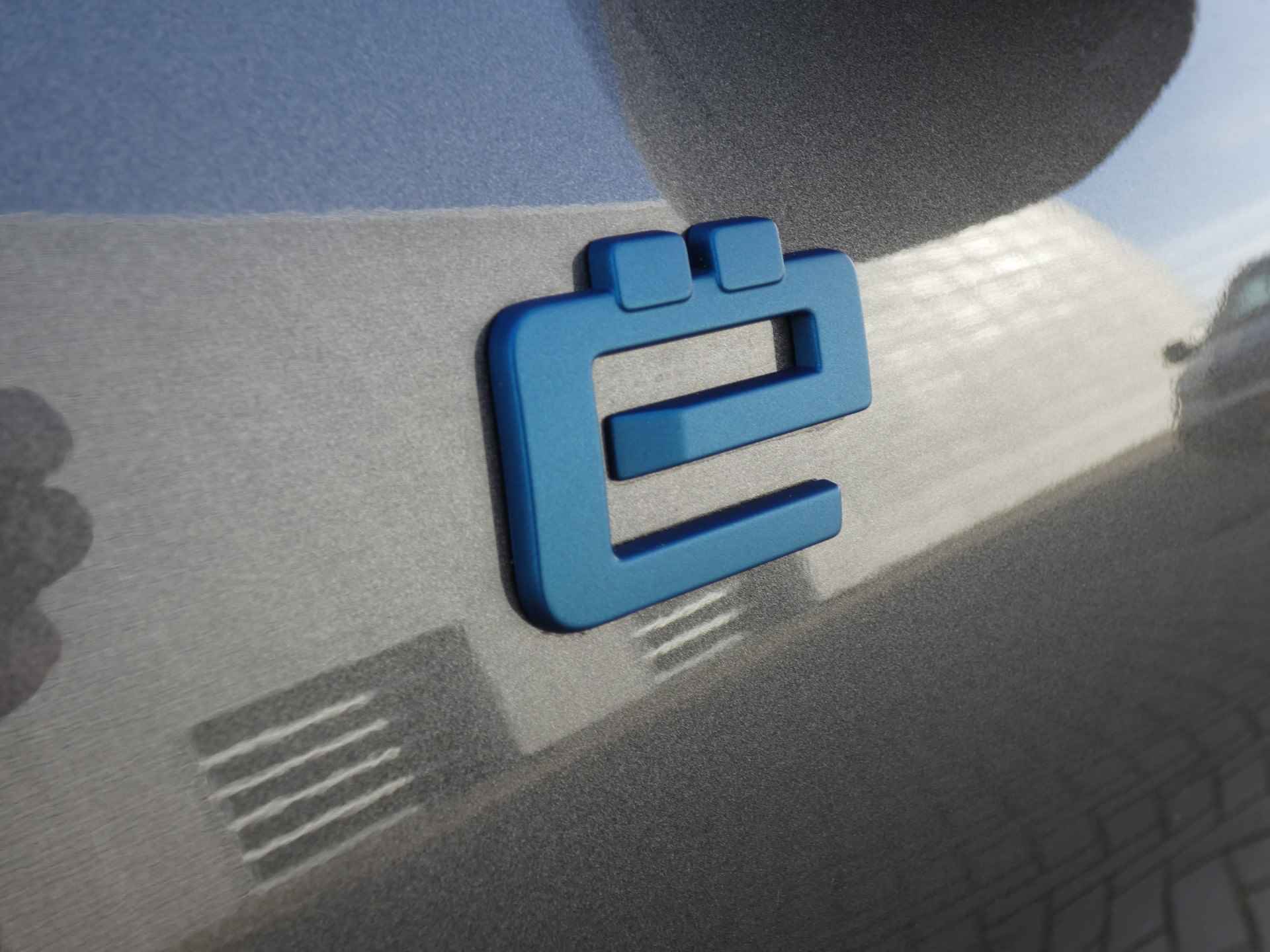 Citroën Ë-C4 X You 50 kWh | Camera | Apple Carplay & Android Auto - 11/26