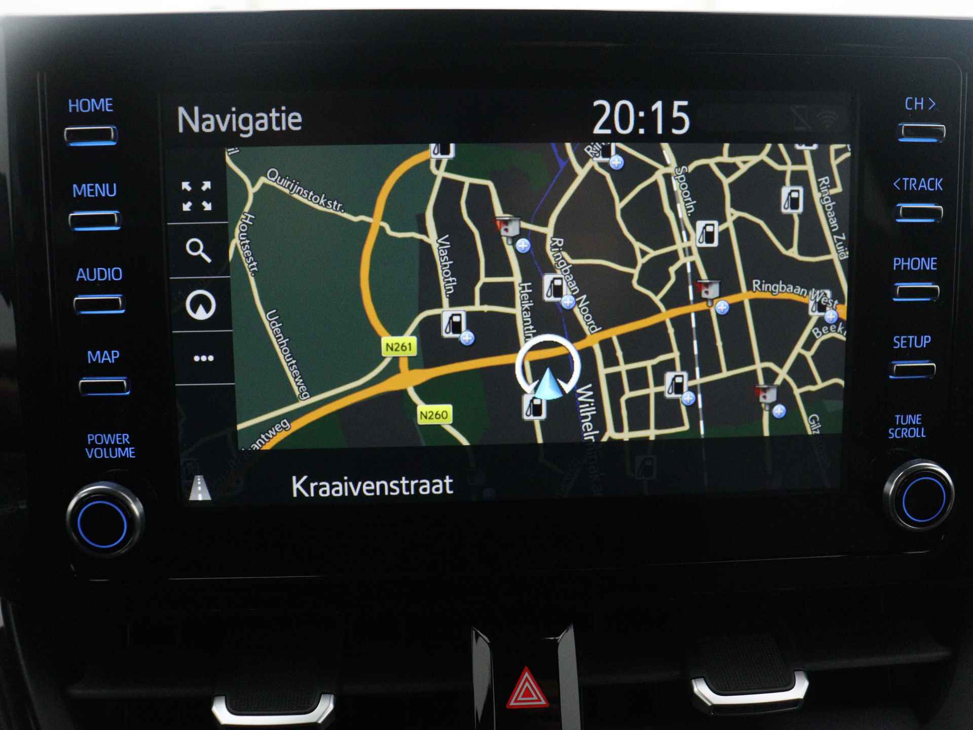 Toyota Corolla Touring Sports 2.0 Hybrid Trek | Navigatie | Climate Control | LM velgen | Stoelverwarming | Draadloze telefoonlader | - 10/43