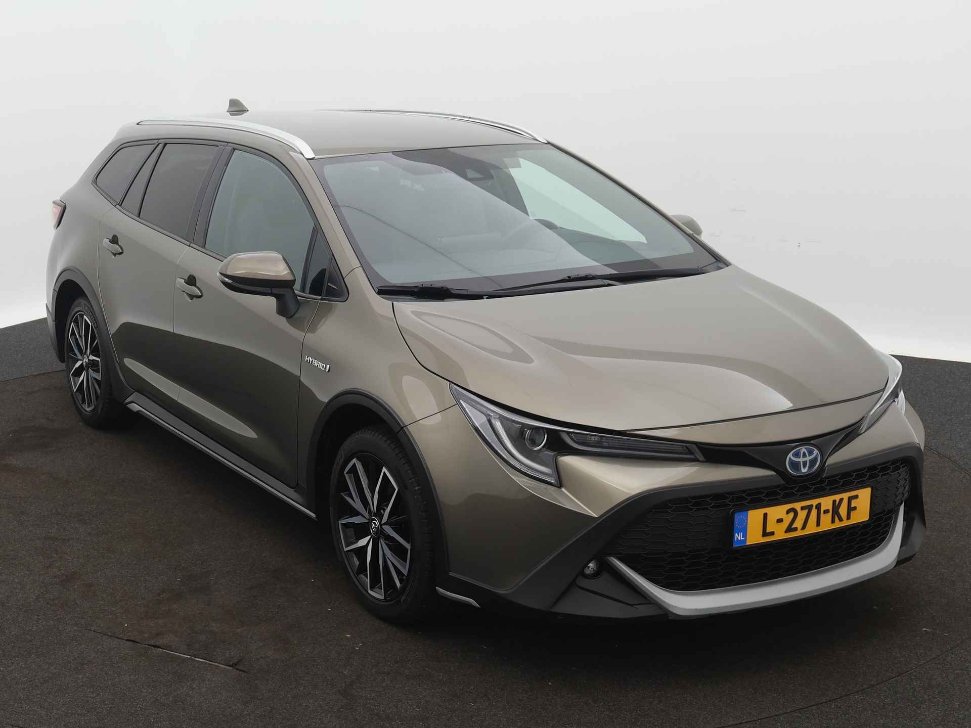 Toyota Corolla Touring Sports 2.0 Hybrid Trek | Navigatie | Climate Control | LM velgen | Stoelverwarming | Draadloze telefoonlader | - 28/43