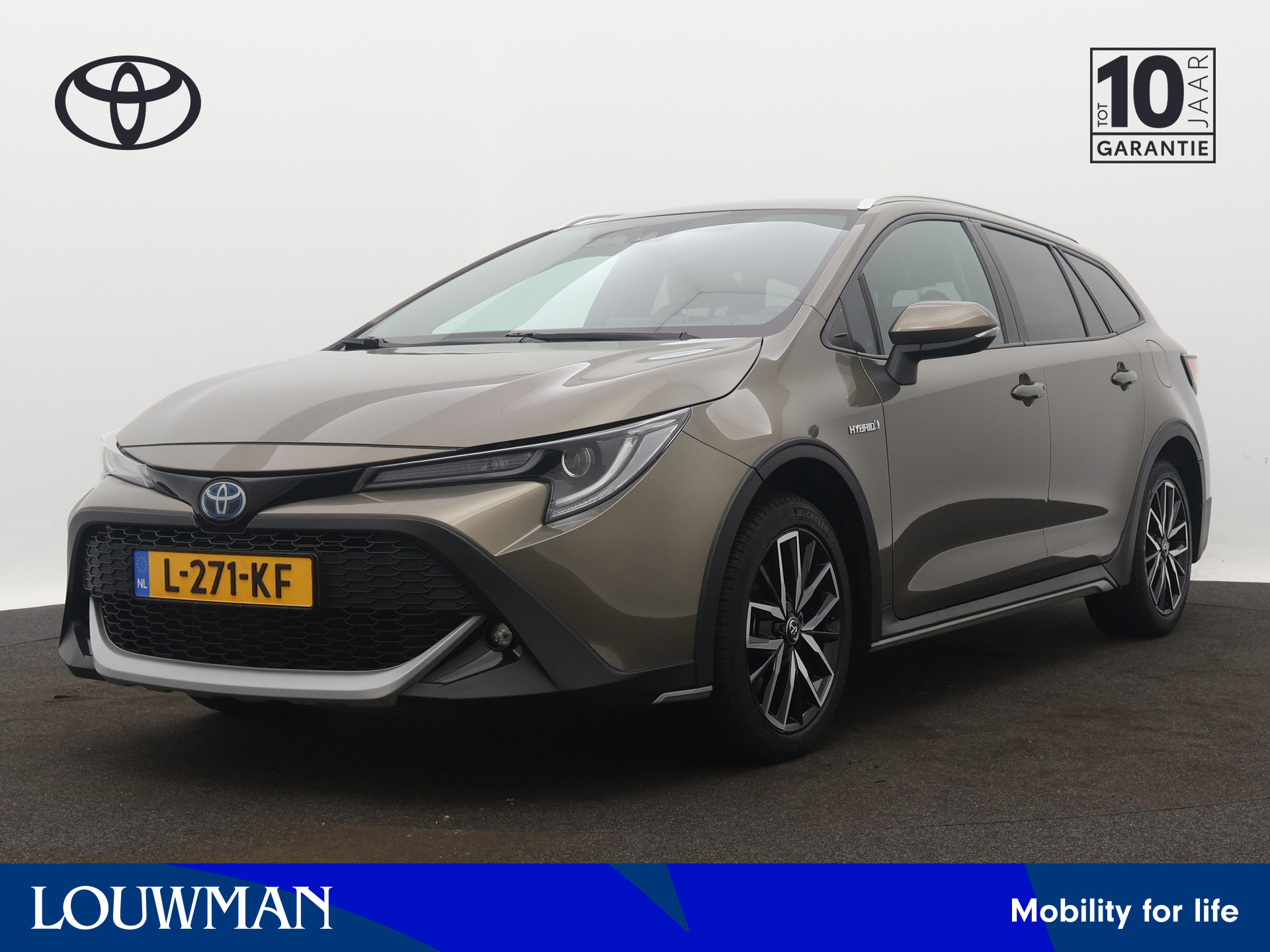 Toyota Corolla Touring Sports 2.0 Hybrid Trek | Navigatie | Climate Control | LM velgen | Stoelverwarming | Draadloze telefoonlader |