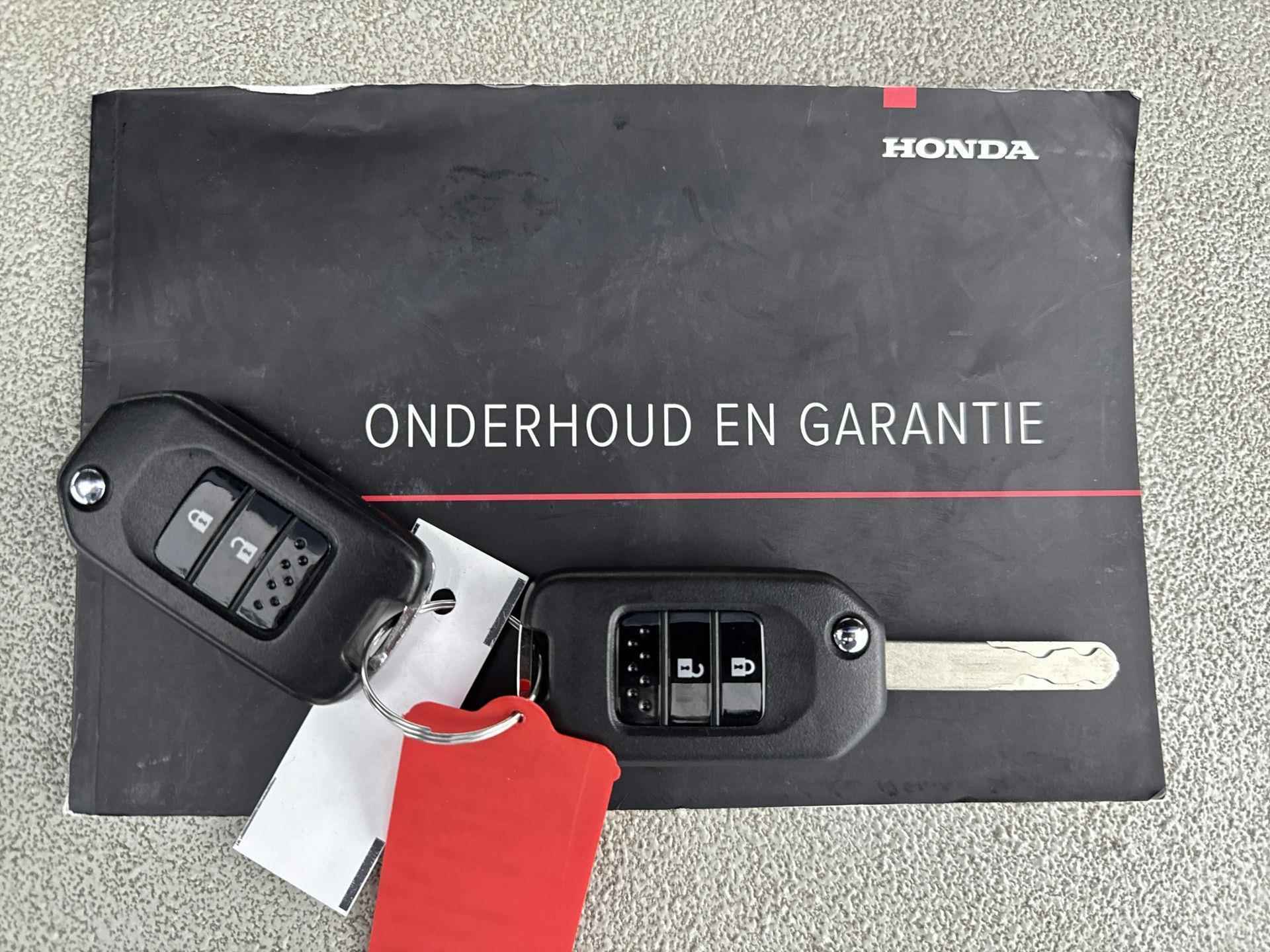 Honda HR-V 1.5 i-VTEC Elegance Aut. | Outletdeal! | 1e Eig. | Navigatie | Camera | Climate control | Parkeersensoren | LED | Cruise Control | - 29/32