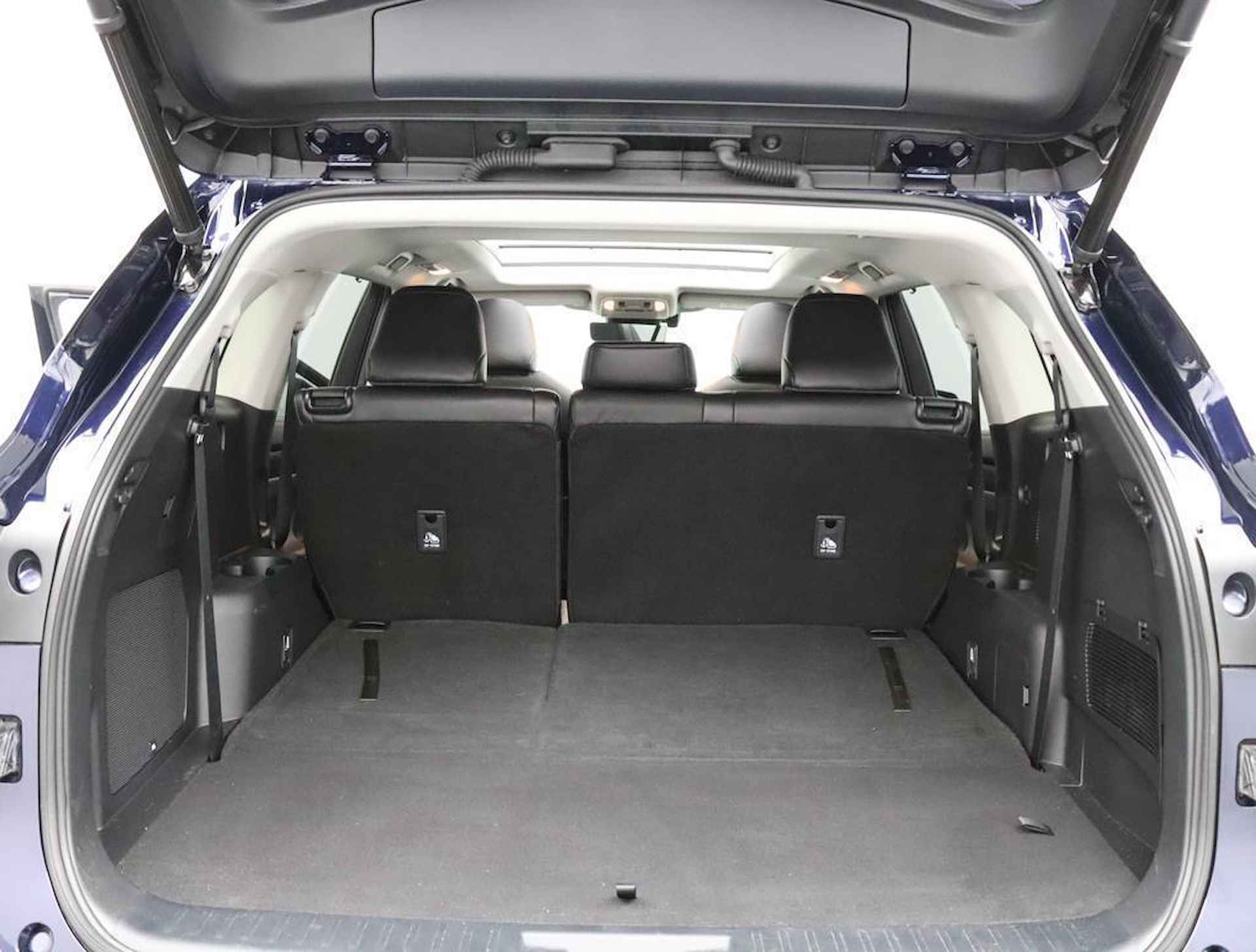 Toyota Highlander 2.5 AWD Hybrid Premium 7 Persoons | Lederen bekleding | Trekhaak 2000 kg | Panoramadak | 20 inch Lichtmetaal | - 35/76