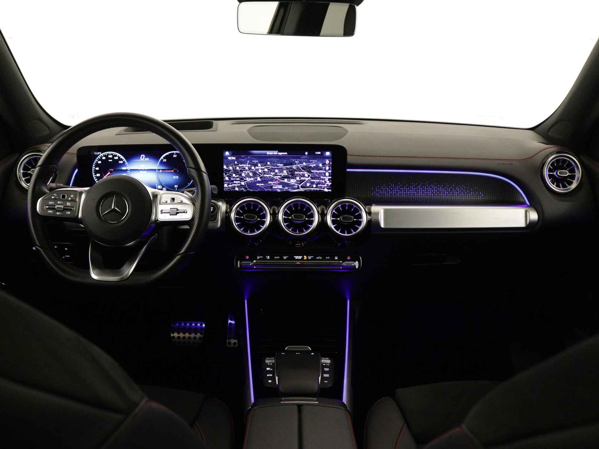 Mercedes-Benz EQB 300 4MATIC AMG Line 67 kWh | Panoramadak | Head-up Display | 360 Camera | Navigatie | Stoelgeheugen | | Inclusief 24 maanden Mercedes-Benz Certified garantie voor Europa. - 6/44
