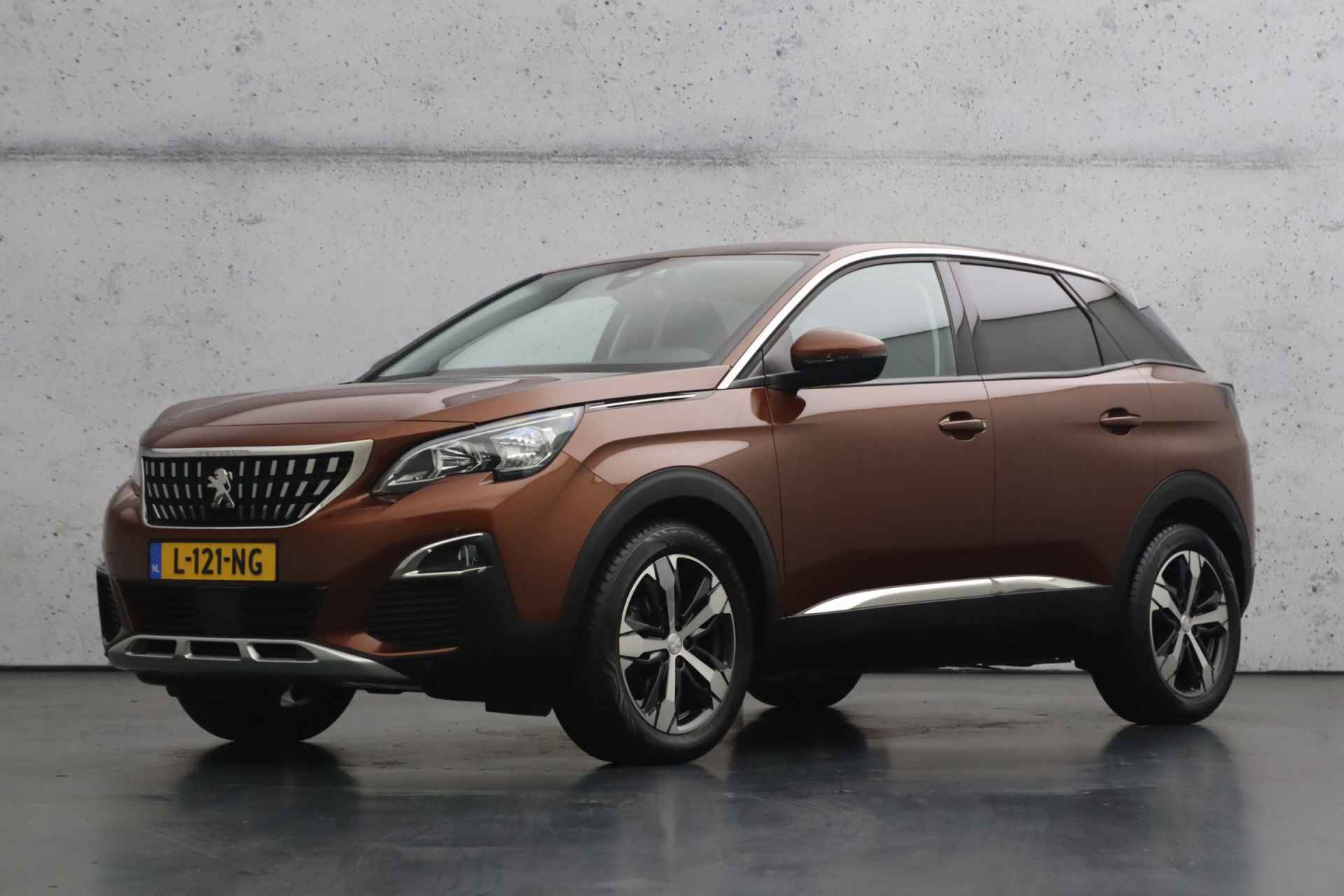 Peugeot 3008 1.2 PureTech AGC Allure | Lederen bekleding | Apple carplay | Parkeersensoren | Navigatie - 6/30