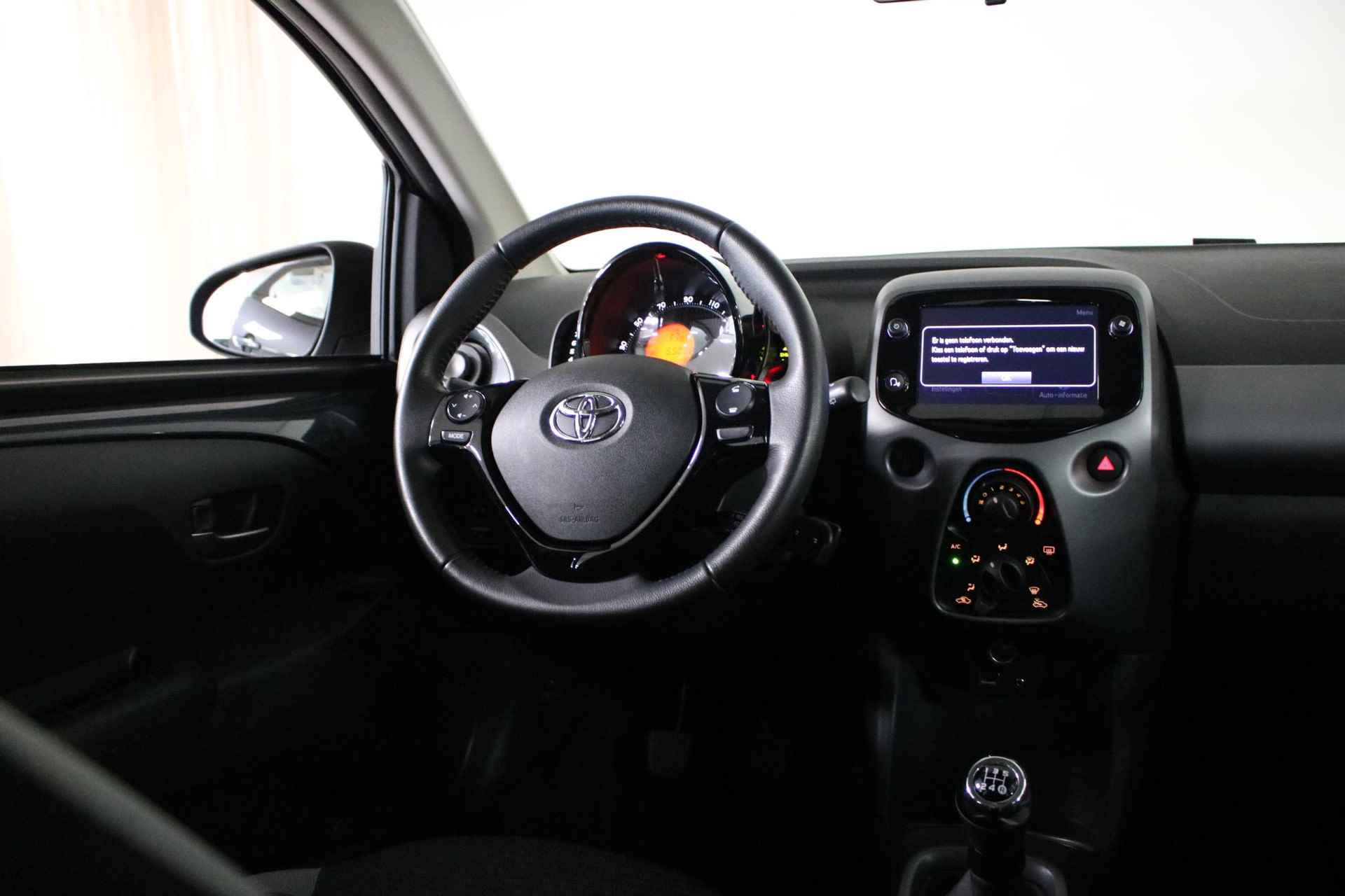 Toyota Aygo 1.0 VVT-i X-play. AIRCO | NAP | CAMERA | BLUETOOTH | CARPLAY. - 14/35