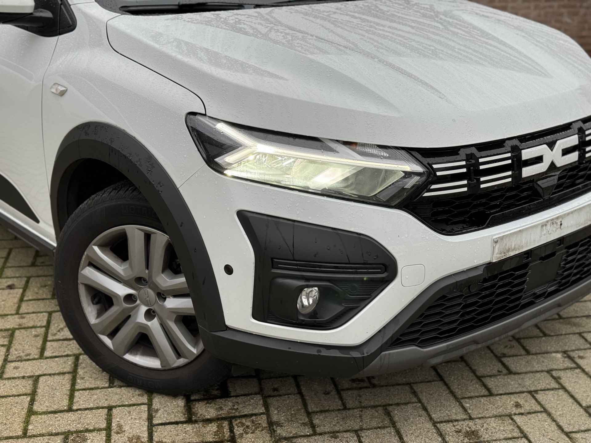 Dacia Jogger 1.0 TCe Bi-Fuel Comfort 7p. | All seasonbanden | - 5/24