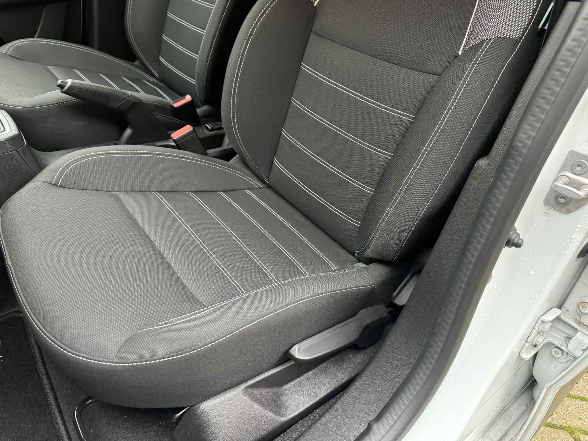 Dacia Jogger 1.0 TCe Bi-Fuel Comfort 7p. | All seasonbanden | - 16/24