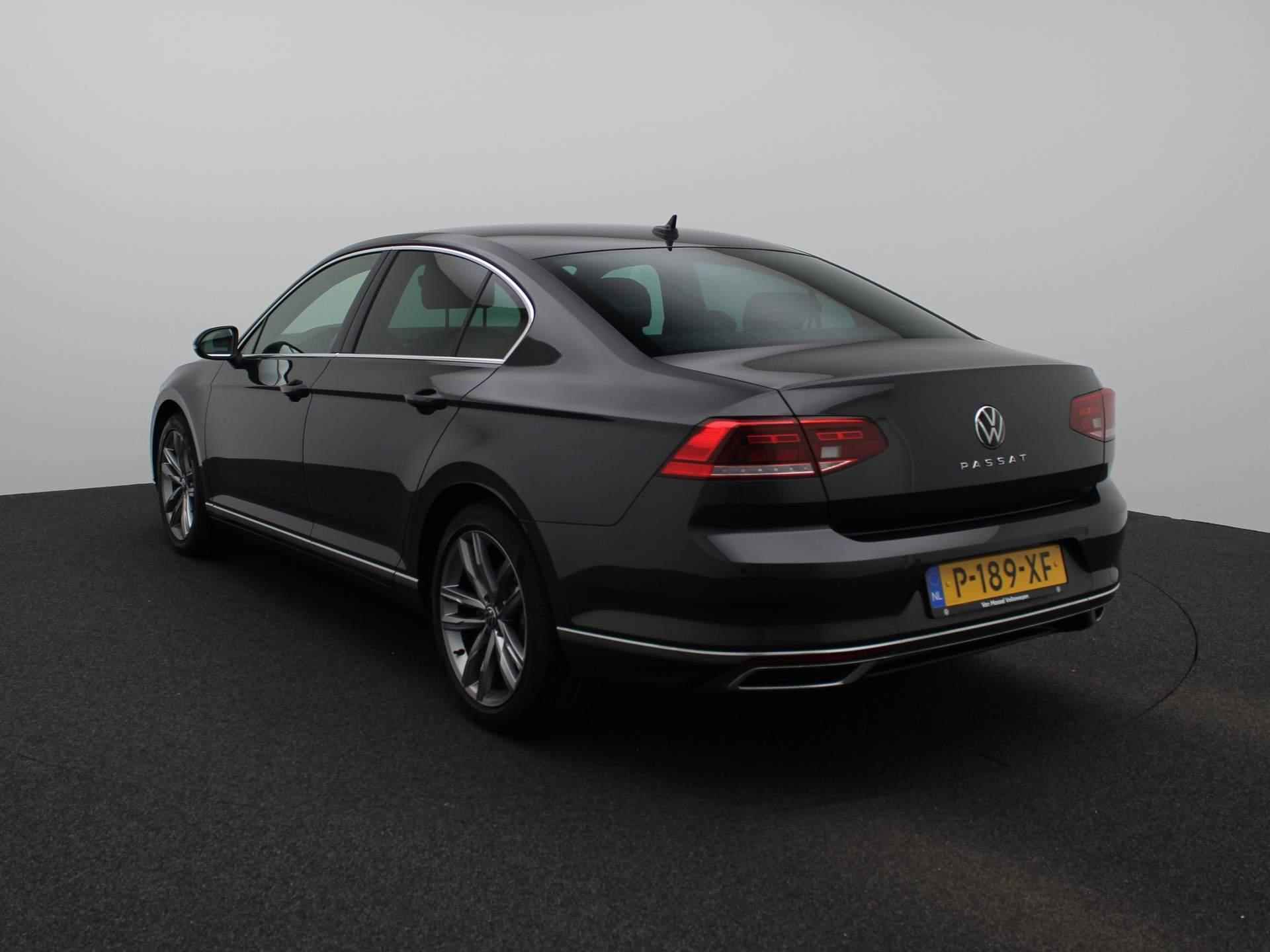 Volkswagen Passat 1.5 TSI Comfort Business | ECC | NAVI | LMV | HALF-LEDER | PDC | LED | - 2/45