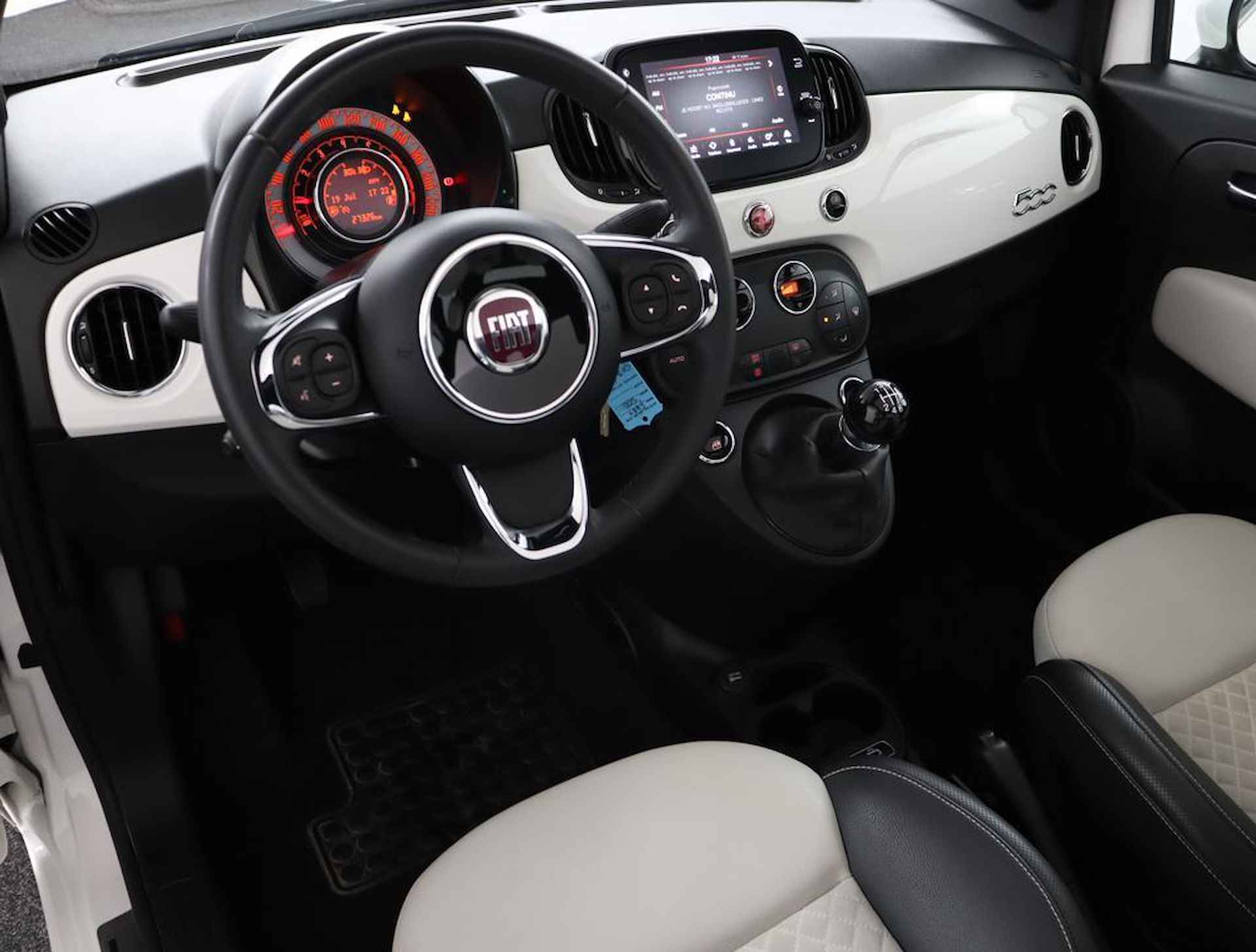 Fiat 500 C 1.0 Hybrid Dolcevita Cabriolet - 42/51