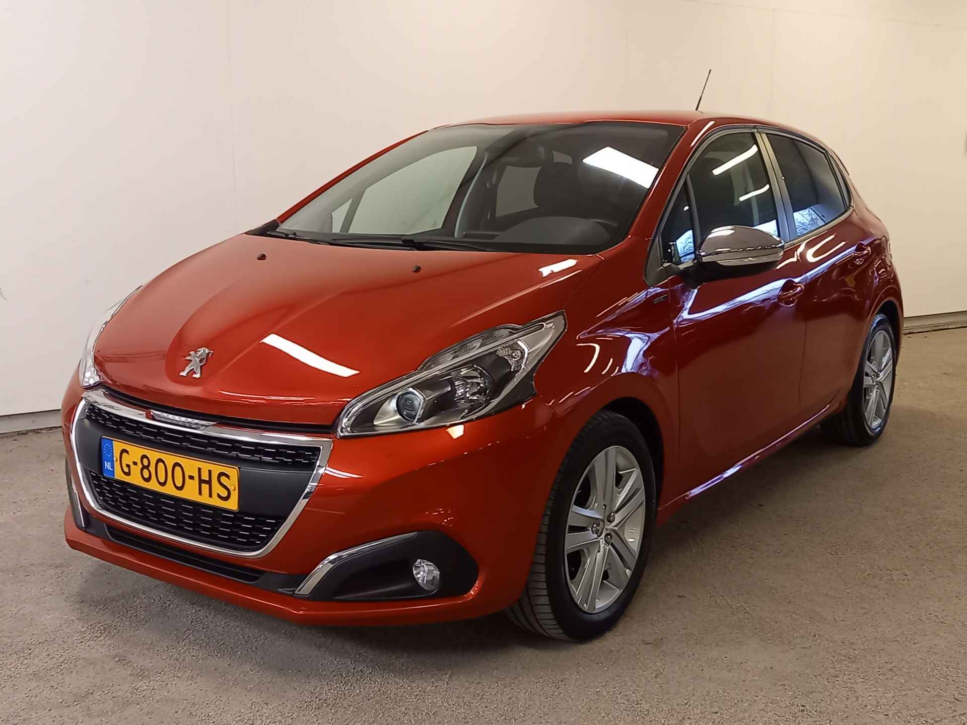 Peugeot 208 1.2 PureTech Signature inclusief trekhaak! - 17/37