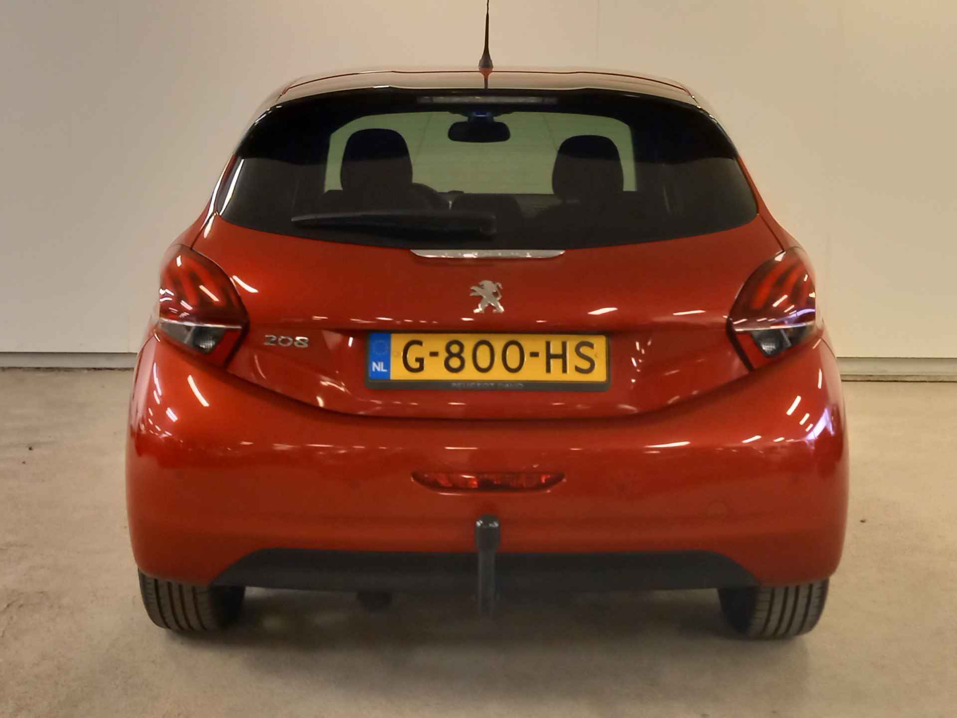 Peugeot 208 1.2 PureTech Signature inclusief trekhaak! - 32/37