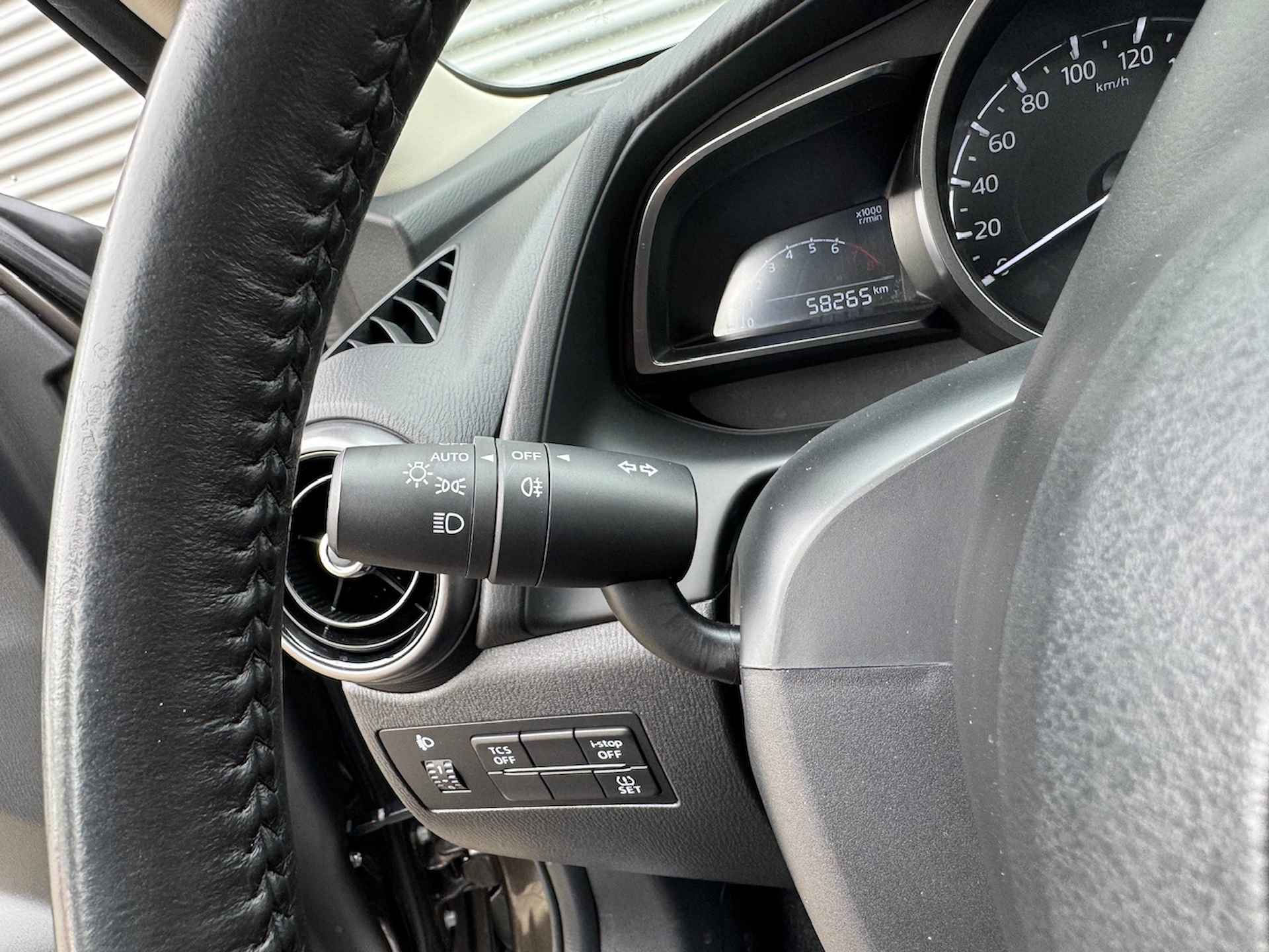 Mazda Cx-3 2.0 SKYACTIV-G 120pk Sport Selected | Navigatie | Cruise control | Trekhaak | 1200 KG trekgewicht | - 17/33