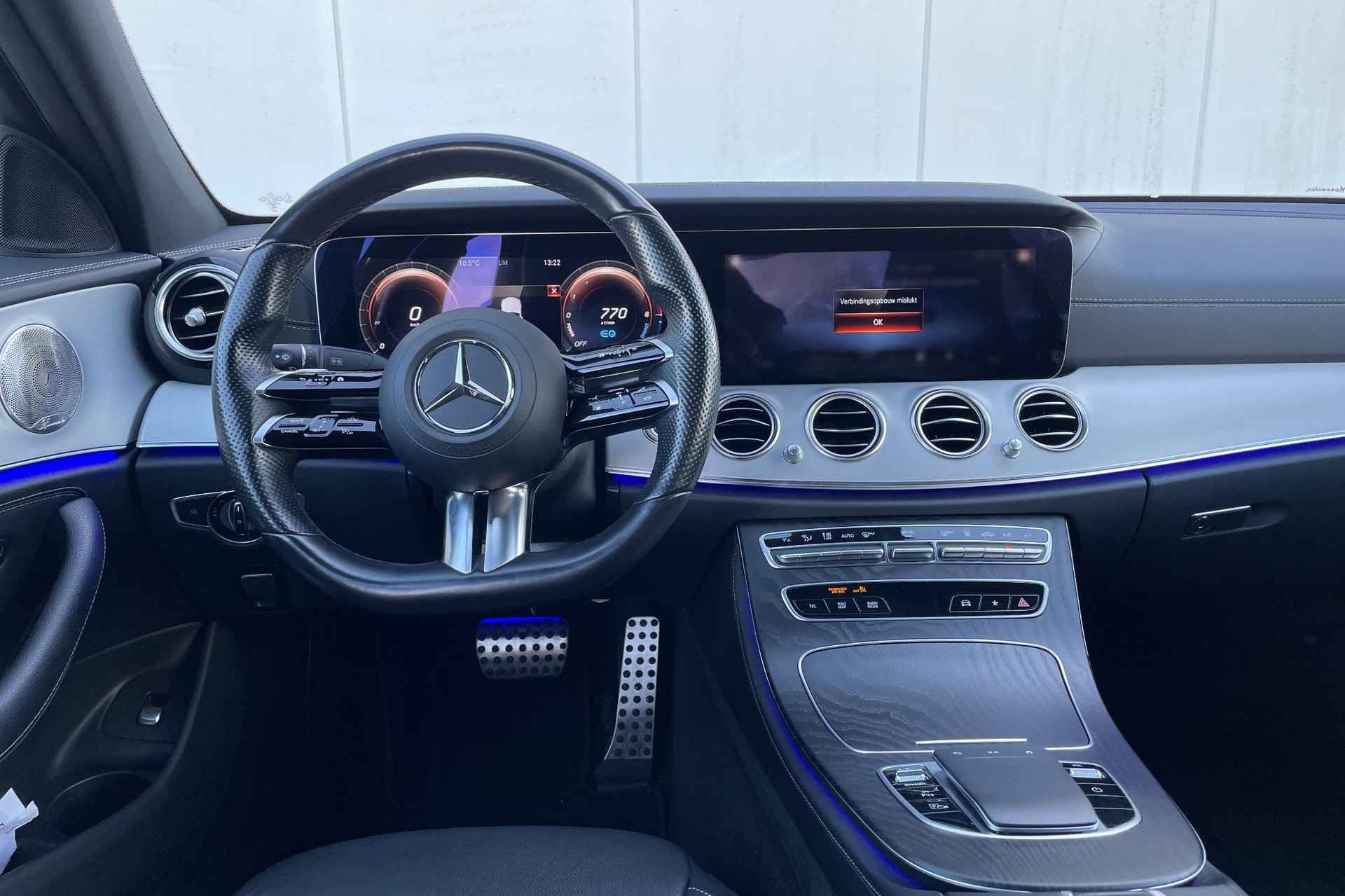 Mercedes-Benz E-klasse E 300de Limousine Automaat Business Solution AMG | Premium Plus Pakket | Nightpakket | Distronic+ | Panoramadak | 360° Camera | Burmester Audio | Keyless-Go | Parktronic - 3/26