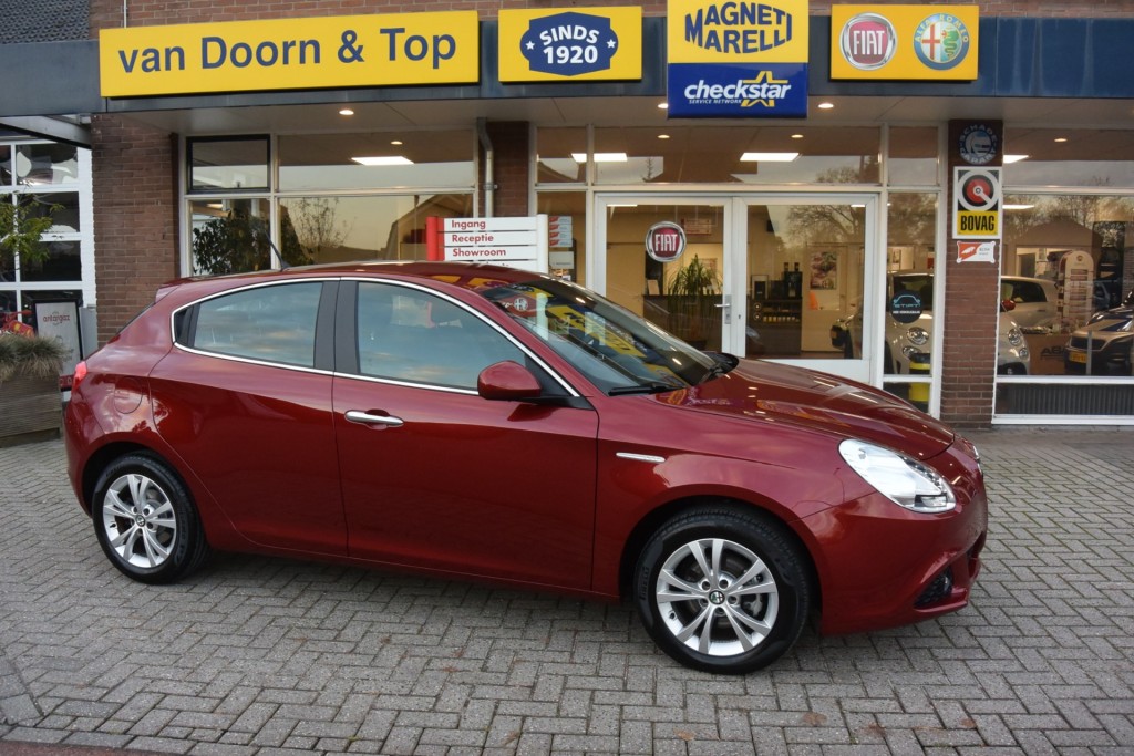 ALFA ROMEO Giulietta 1.4 T DISTINCTIVE ! !  KM 57753