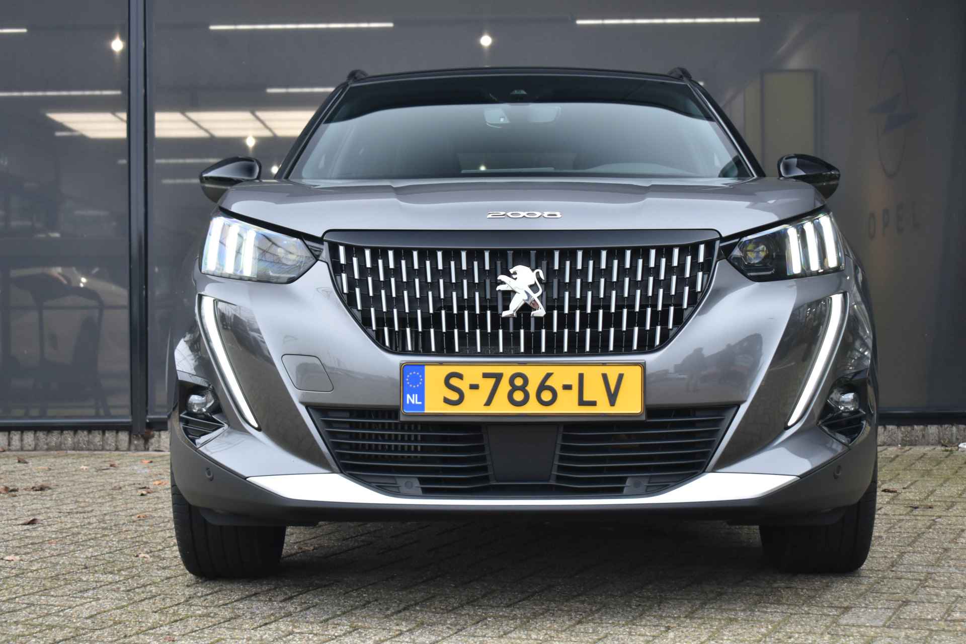 Peugeot 2008 1.2 PureTech GT Pack 130pk Automaat | Stoelverwarming | Adaptive Cruise | Alcantara | Navigatie | Sfeerverlichting | Dodehoek-De - 5/55