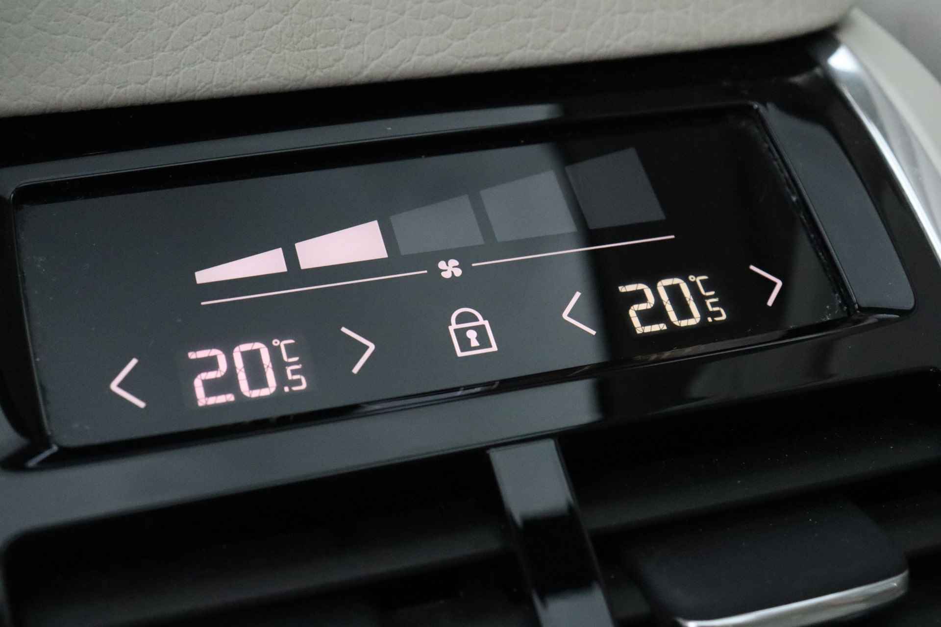 Volvo XC90 T8 AWD Recharge Inscription | Luchtvering | Trekhaak | 360° Camera | Harman Kardon | Head-Up Display | Stoel en Stuurwielverwarm - 25/83