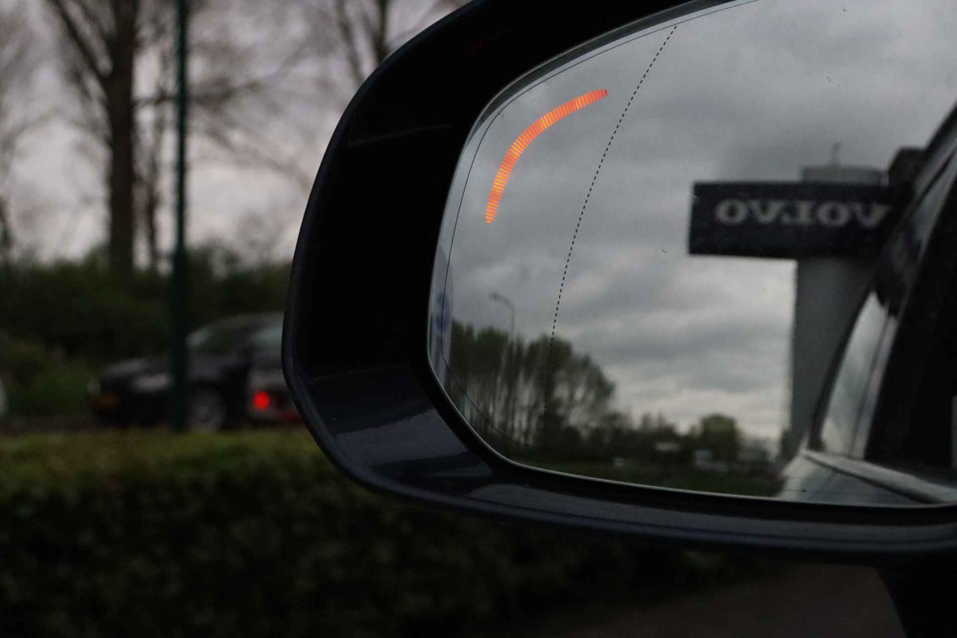 Volvo XC90 T8 AWD Recharge Inscription | Luchtvering | Trekhaak | 360° Camera | Harman Kardon | Head-Up Display | Stoel en Stuurwielverwarm - 73/83