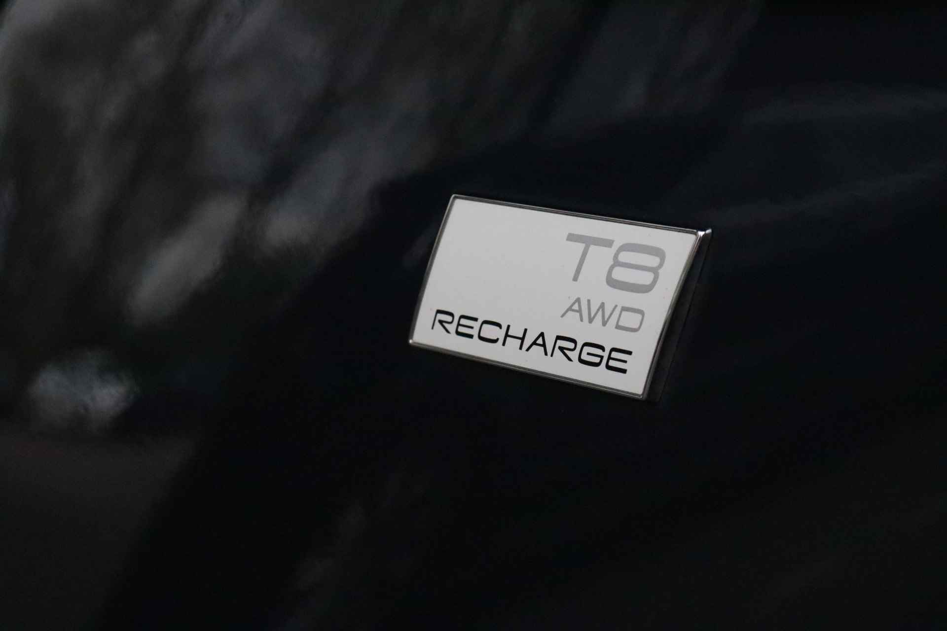Volvo XC90 T8 AWD Recharge Inscription | Luchtvering | Trekhaak | 360° Camera | Harman Kardon | Head-Up Display | Stoel en Stuurwielverwarm - 79/83