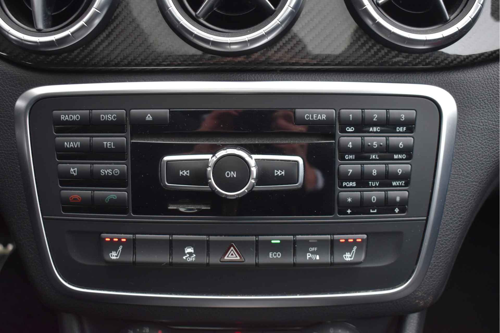 Mercedes-Benz CLA-Klasse 45 AMG 4MATIC 361 PK | NL-Ato | Matgrijs | Carbon | Open dak | Harman/Kardon | Camera | Elekt.stoel Memory | NAP - 25/68