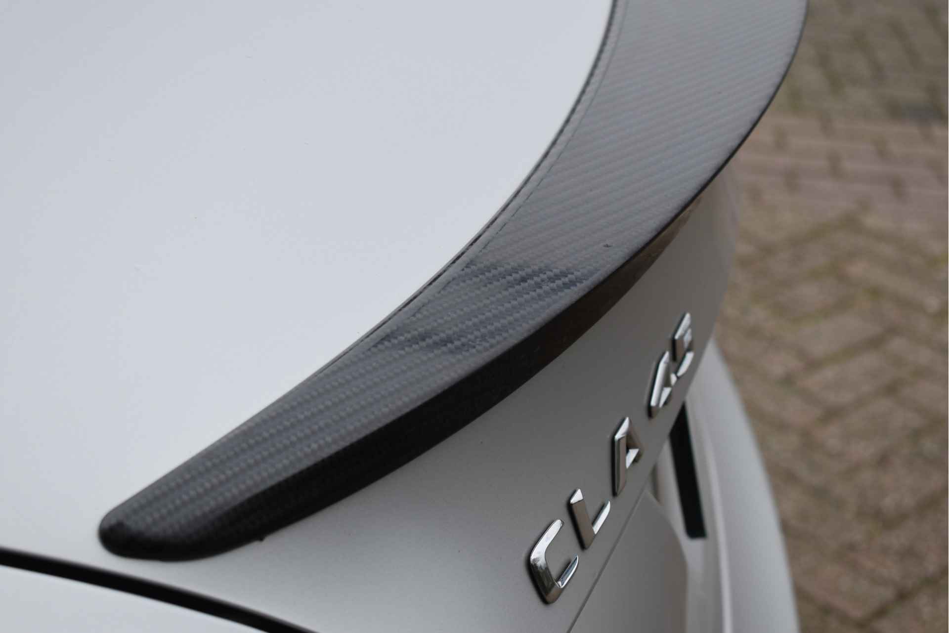 Mercedes-Benz CLA-Klasse 45 AMG 4MATIC 361 PK | NL-Ato | Matgrijs | Carbon | Open dak | Harman/Kardon | Camera | Elekt.stoel Memory | NAP - 31/68