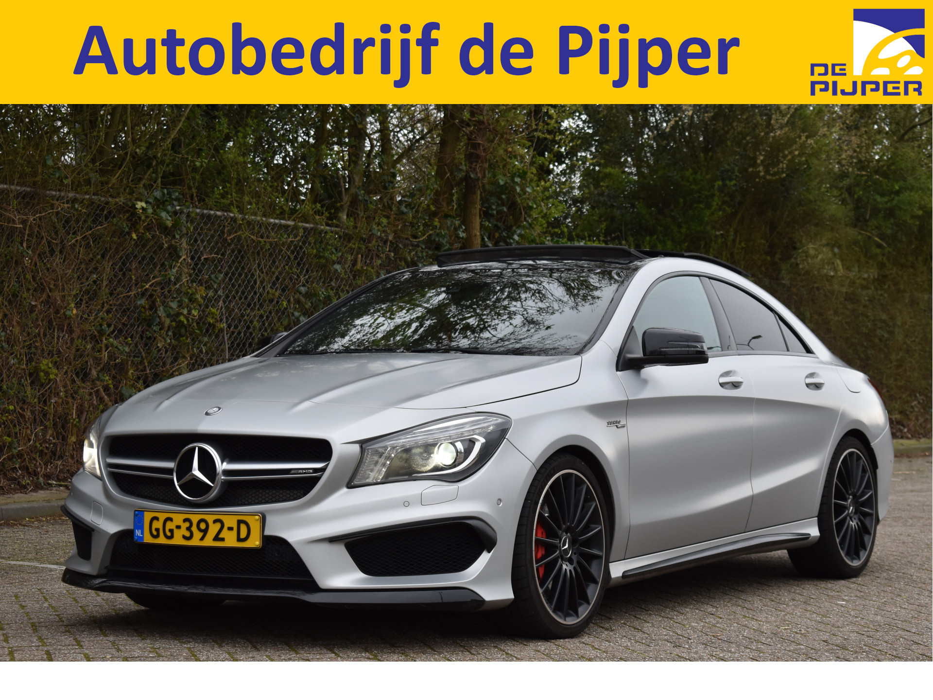 Mercedes-Benz CLA-Klasse 45 AMG 4MATIC 361 PK | NL-Ato | Matgrijs | Carbon | Open dak | Harman/Kardon | Camera | Elekt.stoel Memory | NAP