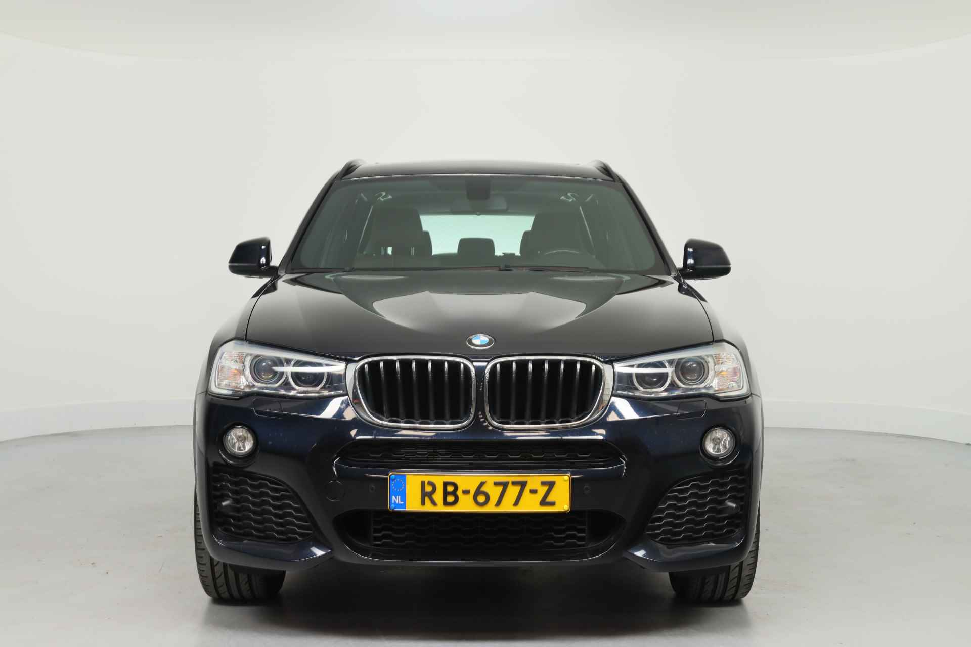 BMW X3 sDrive20i High Executive M Sport Edition | 1e Eigenaar! | Dealer Onderhouden! | LED | Comfort Stoelen | Leder | Pano | Clima | S - 2/38