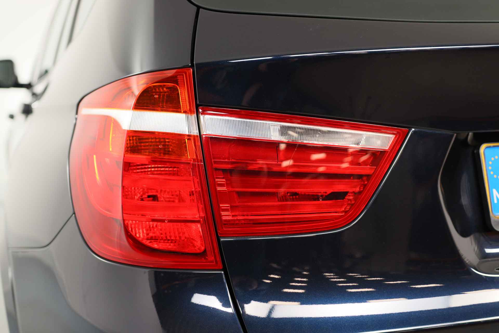 BMW X3 sDrive20i High Executive M Sport Edition | 1e Eigenaar! | Dealer Onderhouden! | LED | Comfort Stoelen | Leder | Pano | Clima | S - 24/38