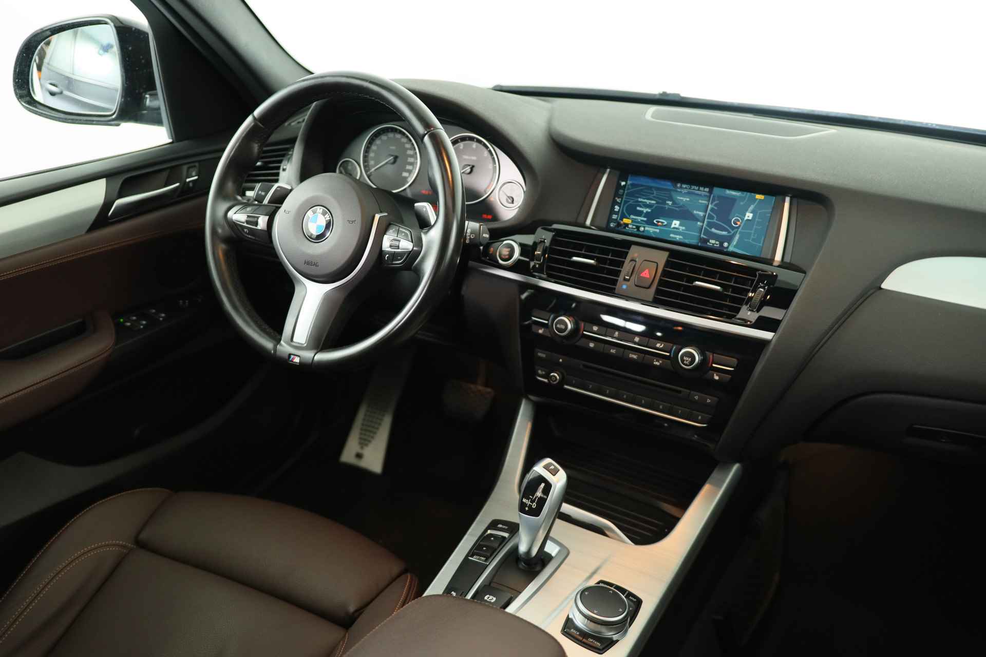BMW X3 sDrive20i High Executive M Sport Edition | 1e Eigenaar! | Dealer Onderhouden! | LED | Comfort Stoelen | Leder | Pano | Clima | S - 28/38