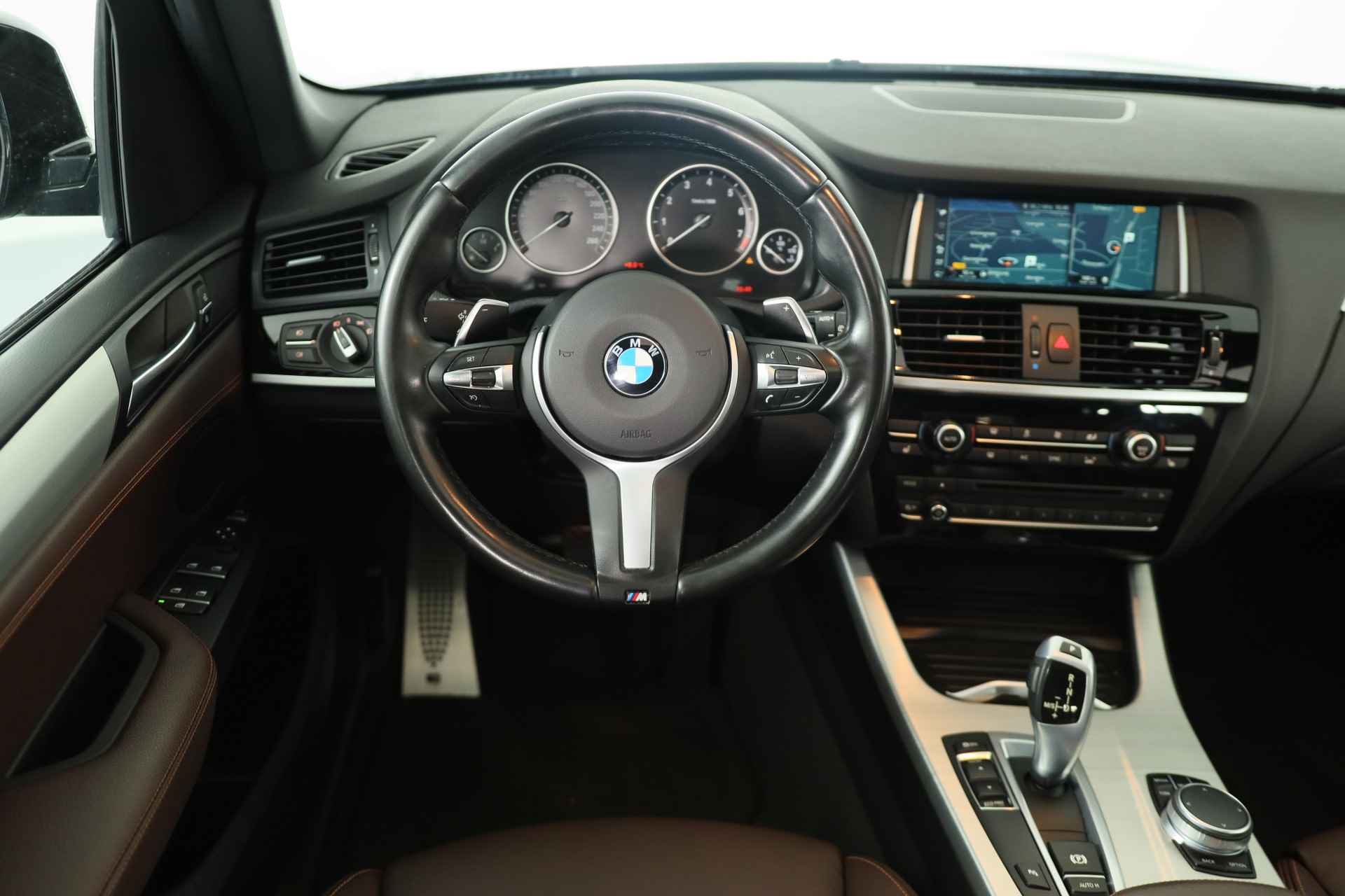 BMW X3 sDrive20i High Executive M Sport Edition | 1e Eigenaar! | Dealer Onderhouden! | LED | Comfort Stoelen | Leder | Pano | Clima | S - 29/38