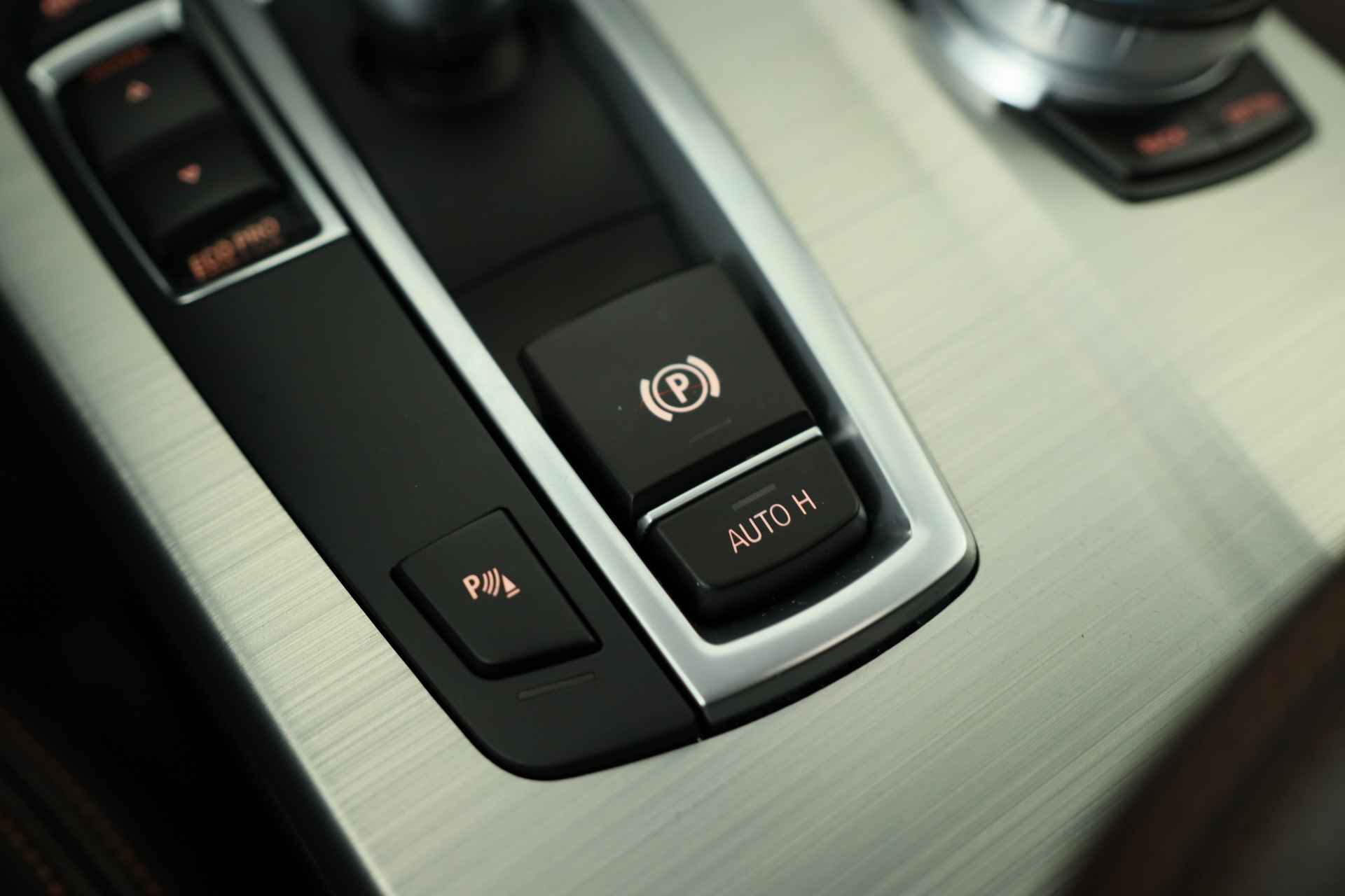 BMW X3 sDrive20i High Executive M Sport Edition | 1e Eigenaar! | Dealer Onderhouden! | LED | Comfort Stoelen | Leder | Pano | Clima | S - 35/38