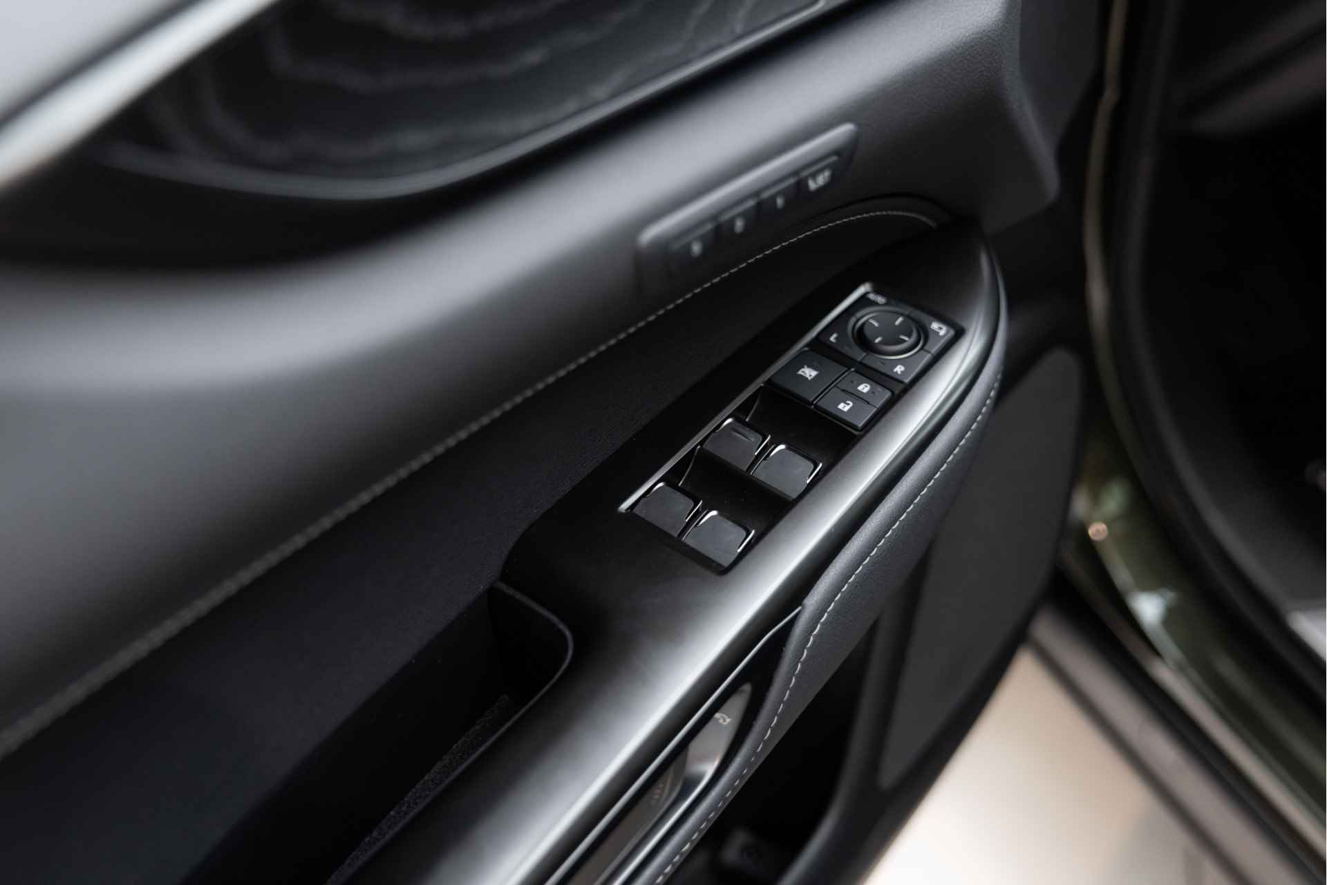 Lexus NX 350h AWD Executive Line | 4x4 | Achteruitrijcamera | Climate Control | Parkeersensoren | - 12/56