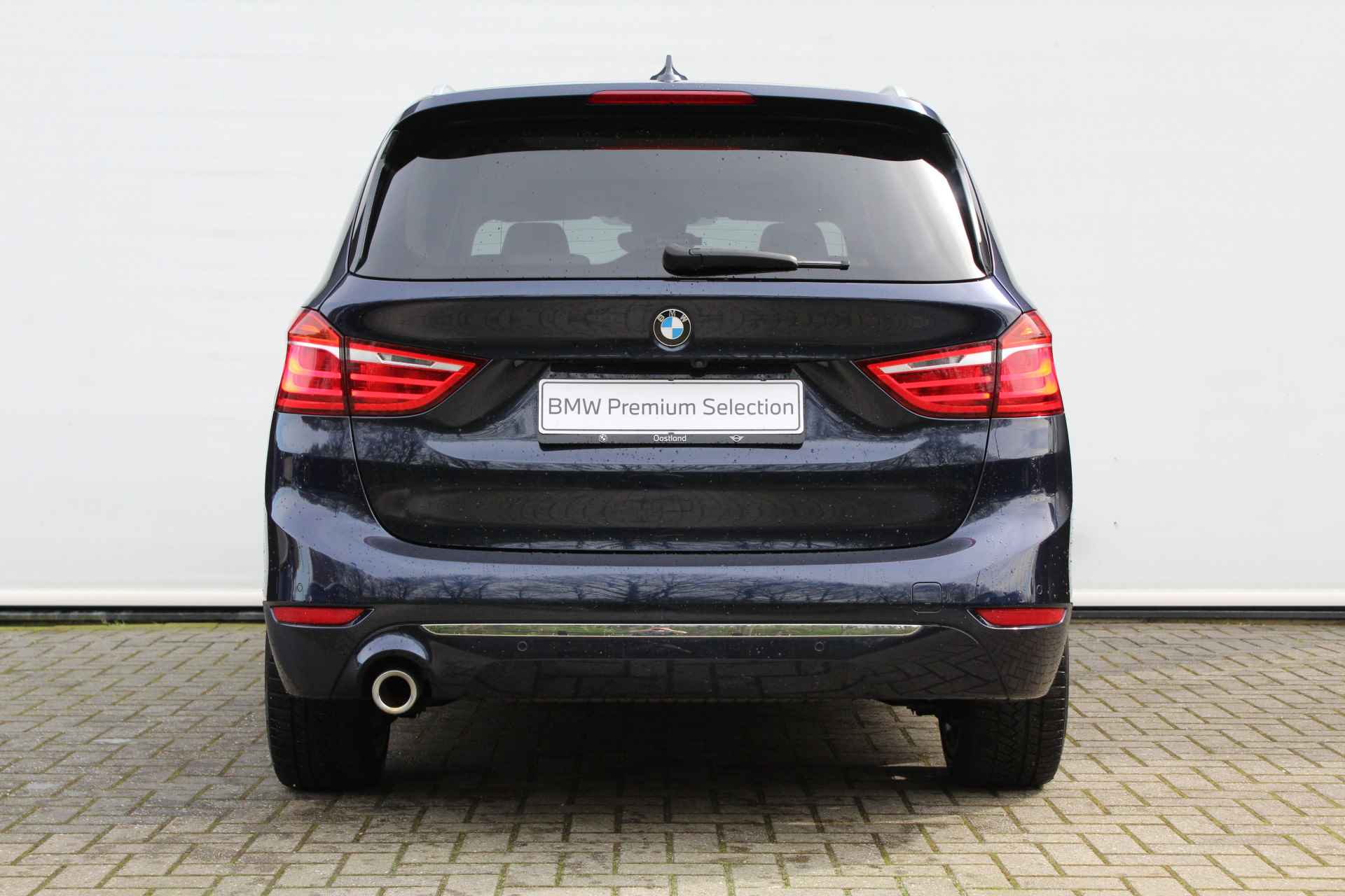 BMW 2 Serie Gran Tourer 218i 7p. High Executive Luxury Line Automaat / Panoramadak / Sportstoelen / Stoelverwarming / LED / Achteruitrijcamera / Park Assistant / Head-Up / Cruise Control - 7/28