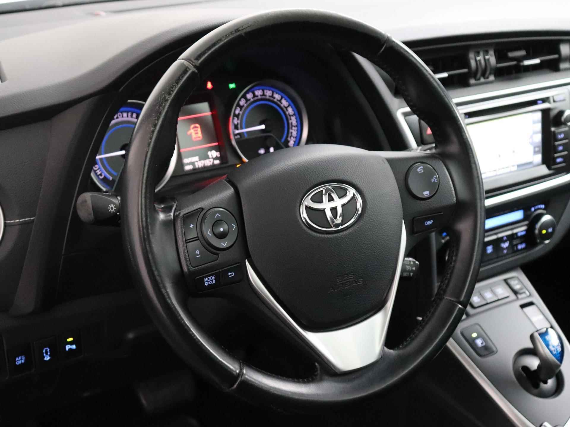 Toyota Auris Touring Sports 1.8 Hybrid Lease Panoramadak | Navi - 14/37