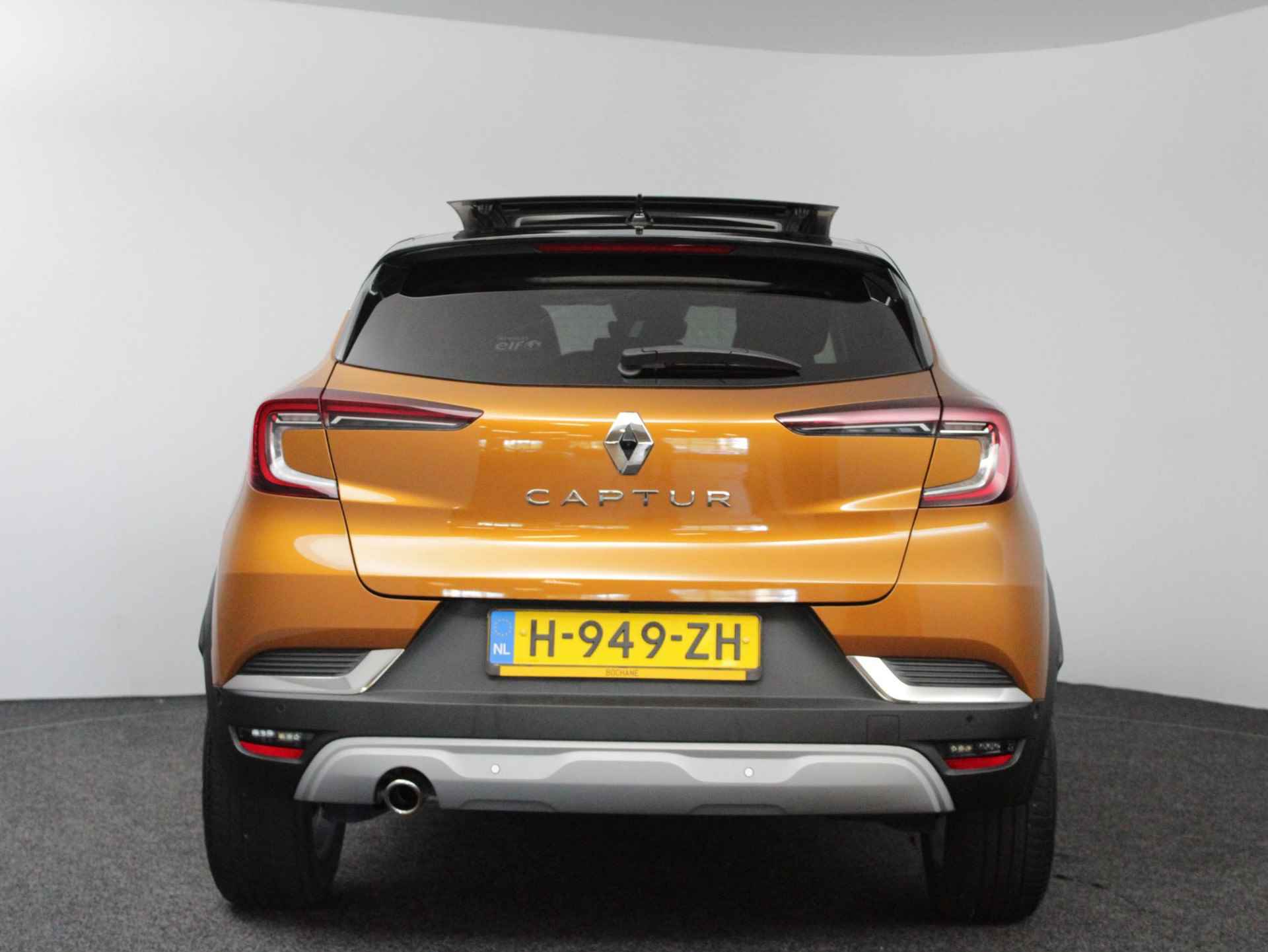 Renault Captur 1.3 TCe 130 EDC Intens | Dealer onderhouden! | Automaat | Navi 9,3" | Clima | Cruise | 360° camera - 6/58