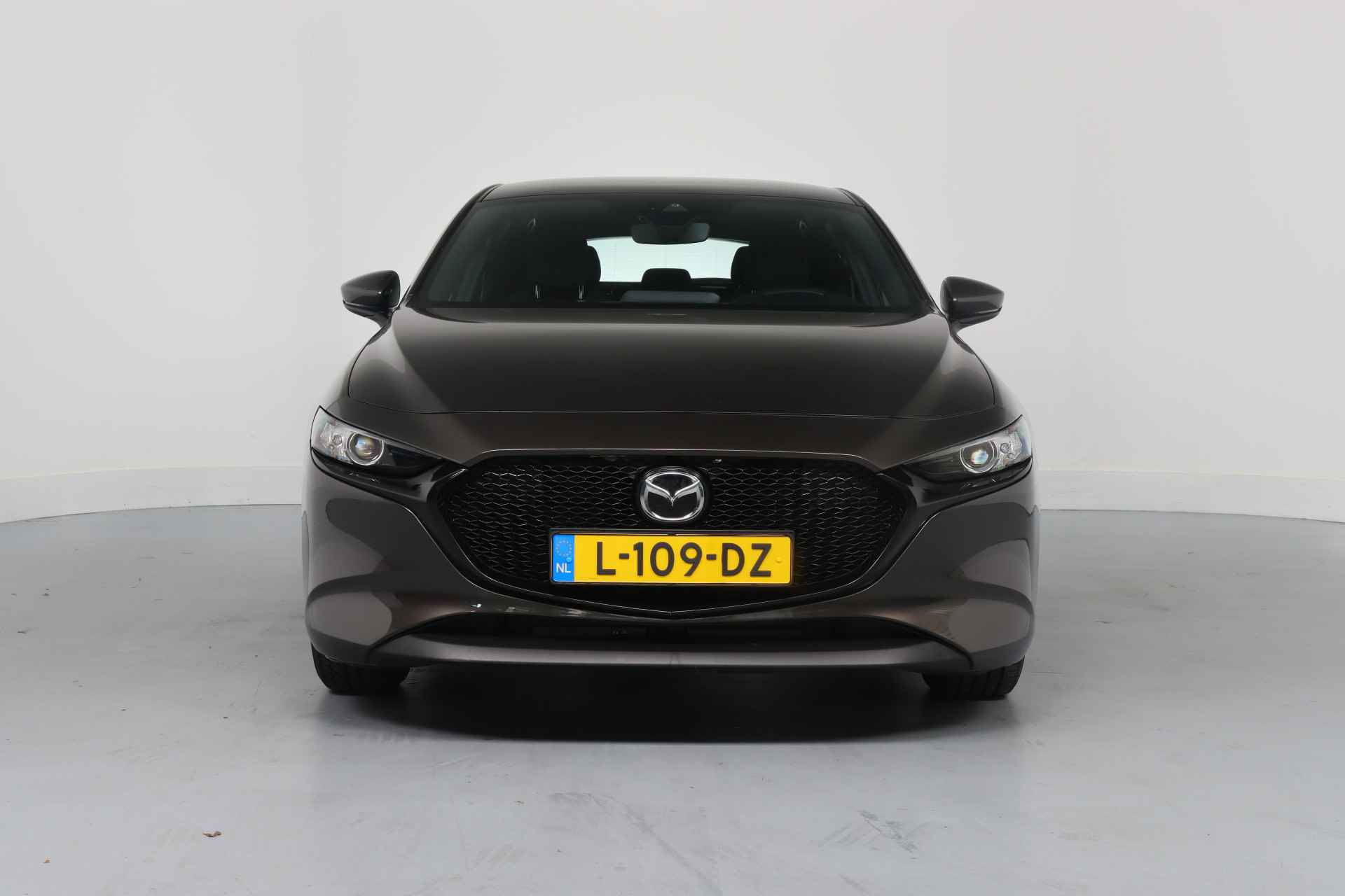 Mazda 3 2.0 e-SkyActiv-G M Hybrid 122 | LED | BLIS | Adaptive Cruise | HUD | Keyless | Parkeersensoren | Navigatie | Android Auto & Appl - 2/38