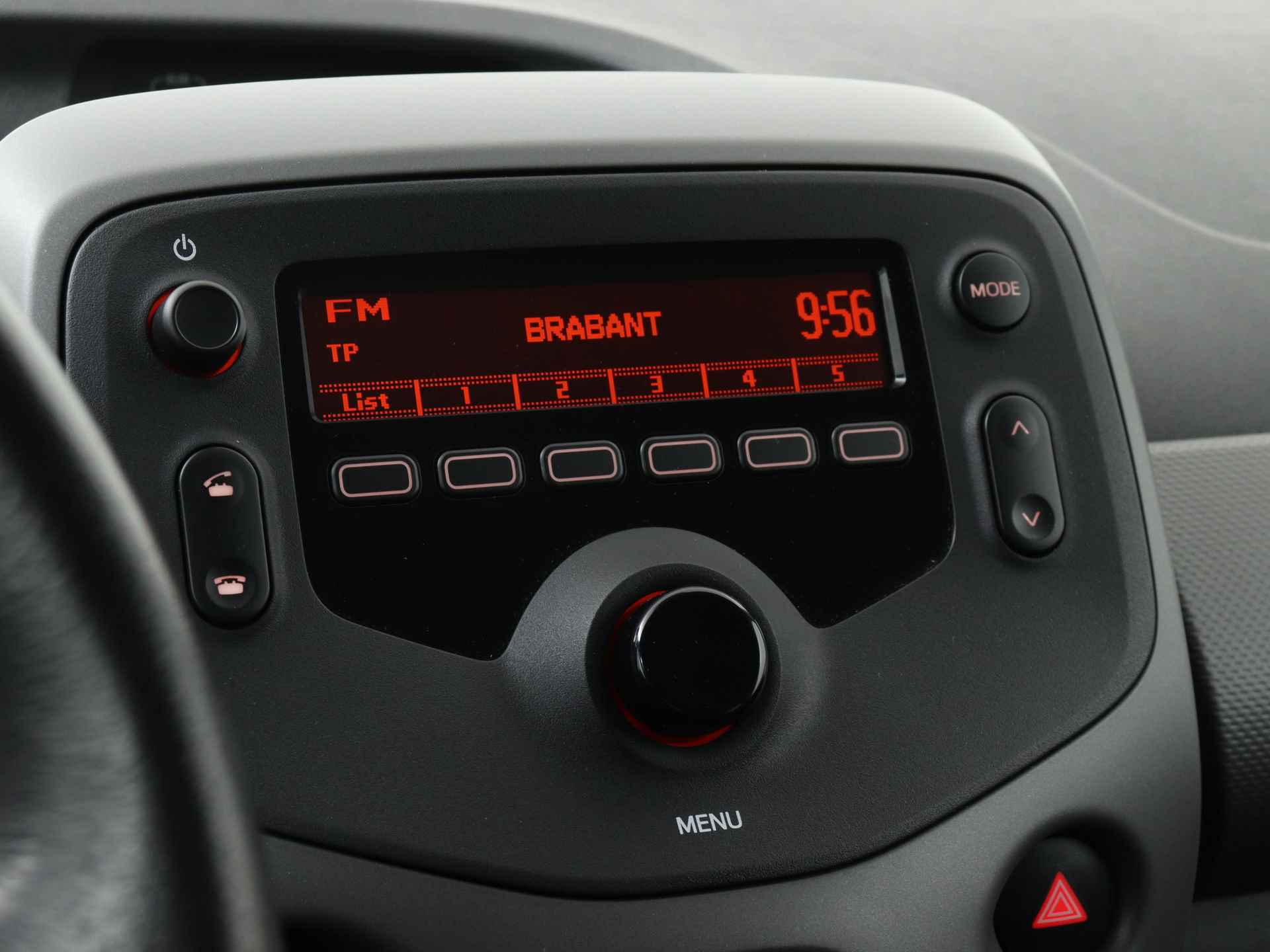 Peugeot 108 1.0 e-VTi Active | Airco | Bluetooth met streaming | Elektr. raam-en spiegelbed. | - 10/40