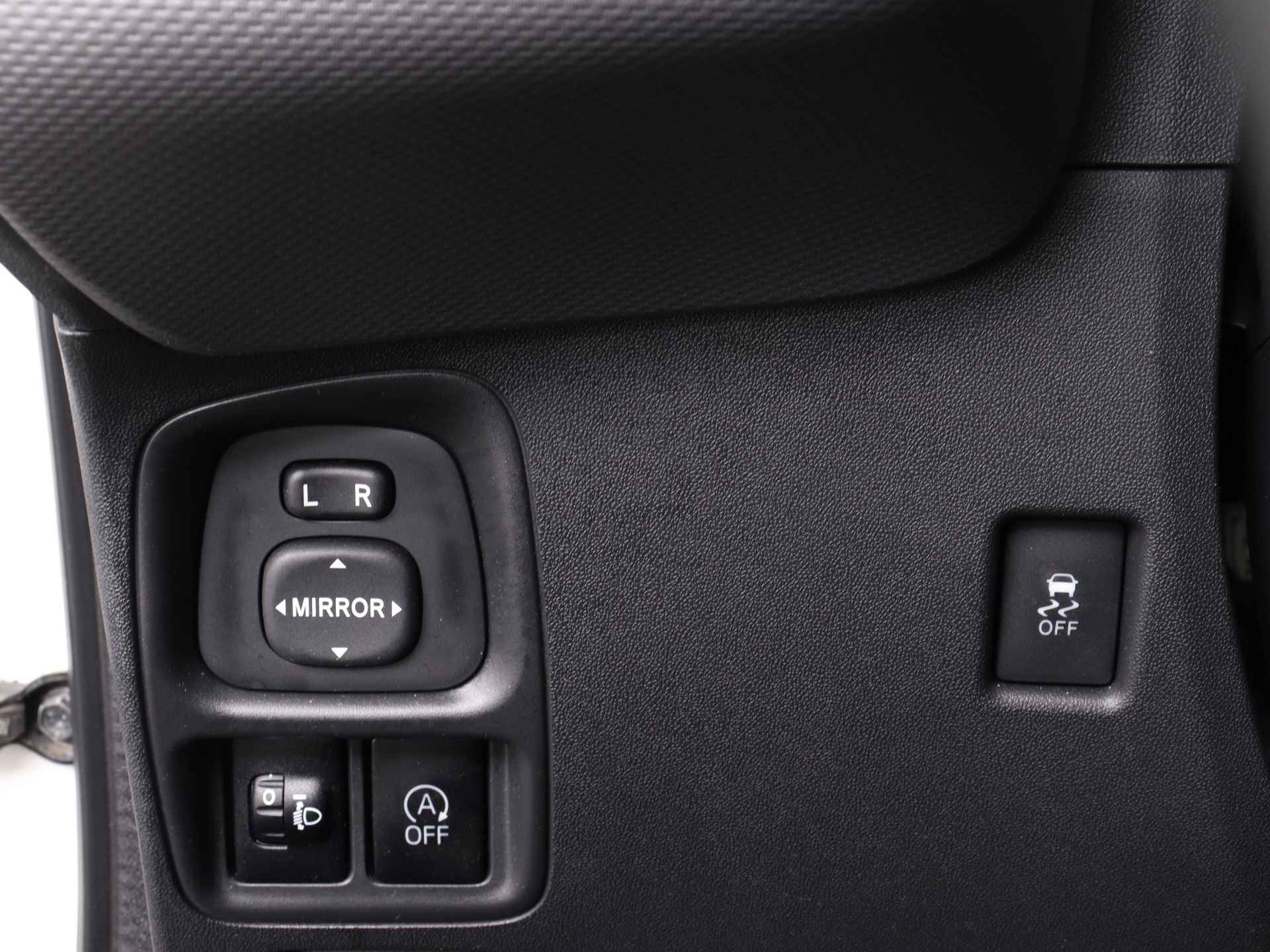 Peugeot 108 1.0 e-VTi Active | Airco | Bluetooth met streaming | Elektr. raam-en spiegelbed. | - 33/40