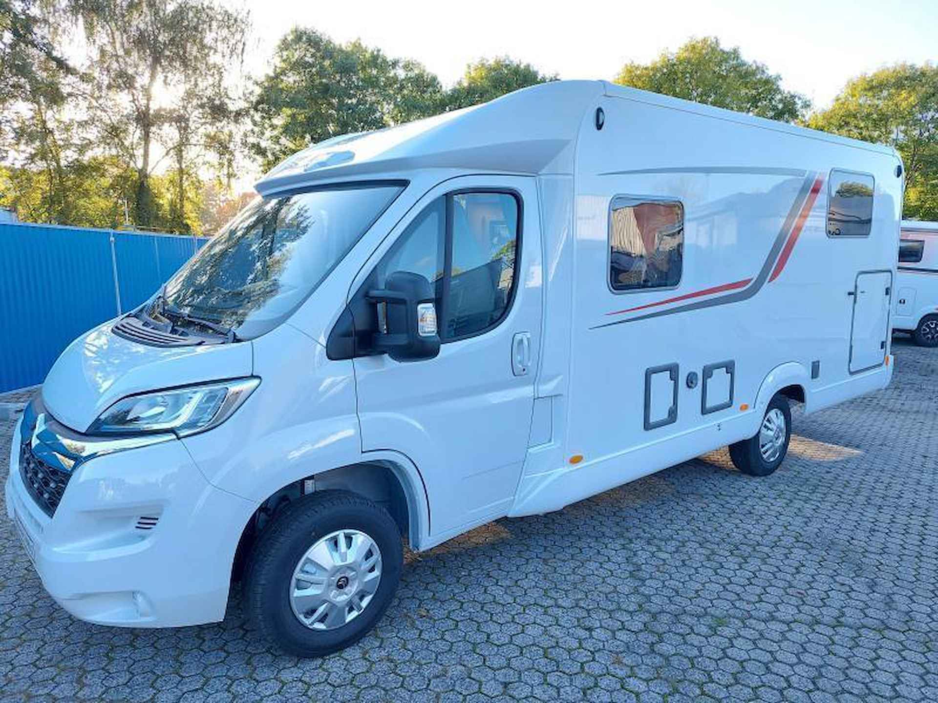 Bürstner Nexxo Van T 690 -2 APARTE BEDDEN-NIEUW- - 4/18