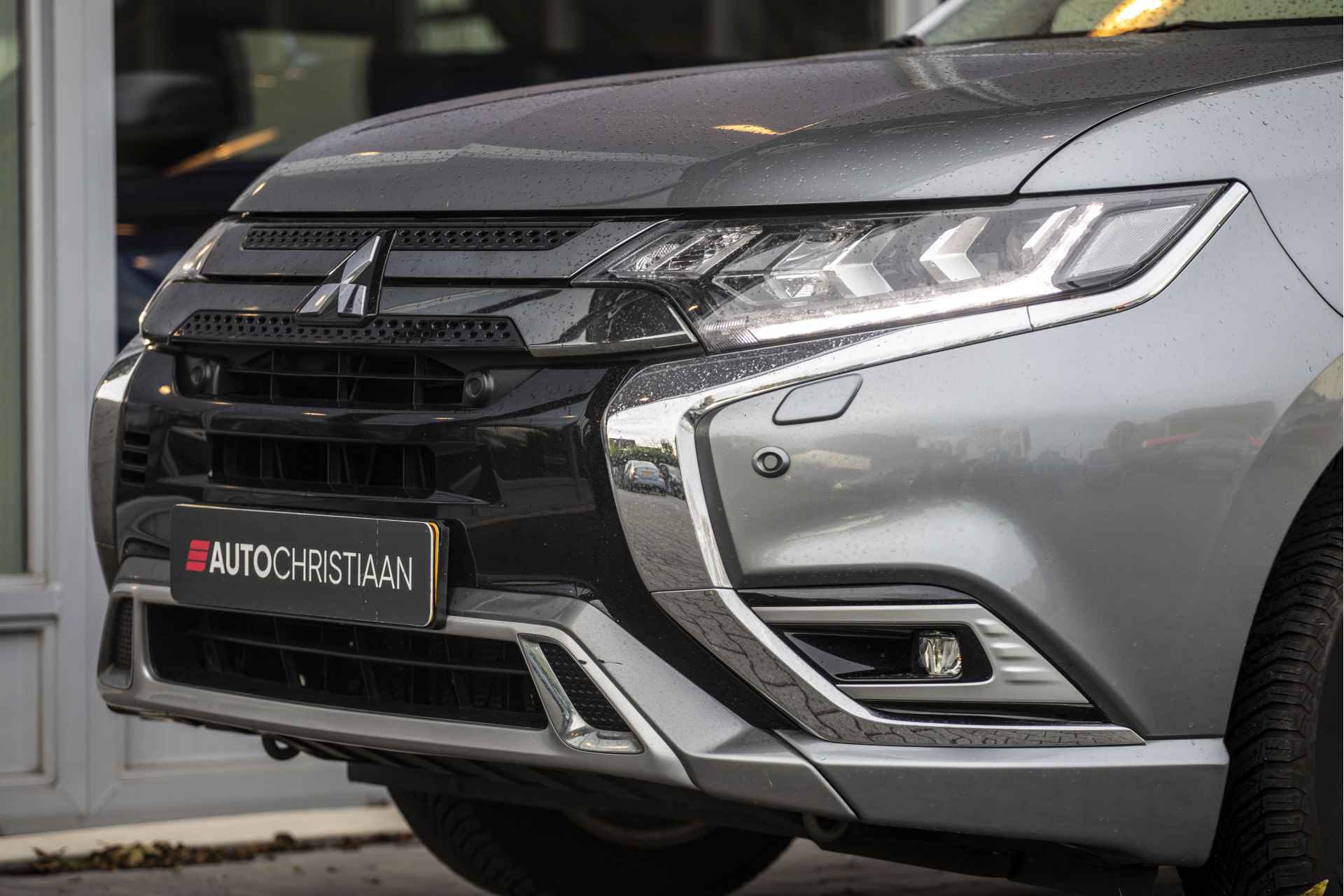 Mitsubishi Outlander 2.4 PHEV Intense | CAM | Carplay | Eerste eig. | NL Auto | Keyless | 18" | Stoelverw. | LED | - 15/36