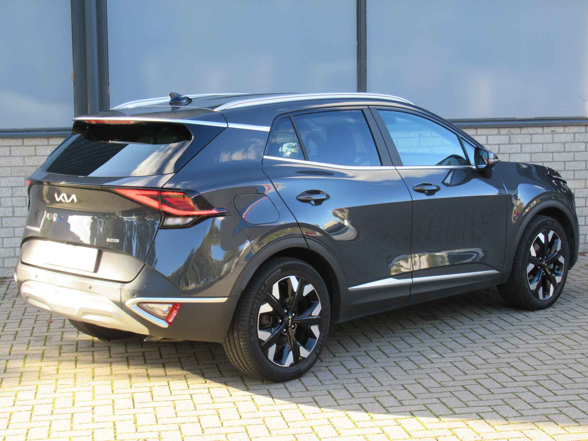 Kia Sportage 1.6 T-GDI PHEV Plug-in 265 PK Hybrid AWD Edition 1e eigen | dealer onderh | 19"inch | elektr.stoelen | LED kopl - 12/12