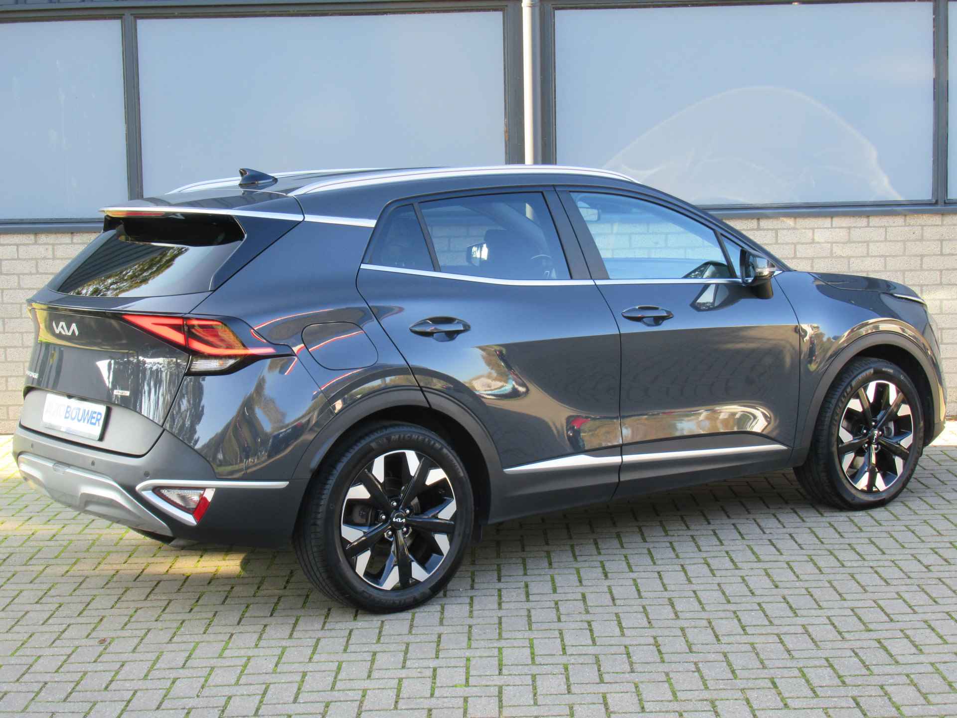 Kia Sportage 1.6 T-GDI PHEV Plug-in 265 PK Hybrid AWD Edition 1e eigen | dealer onderh | 19"inch | elektr.stoelen | LED kopl - 18/32