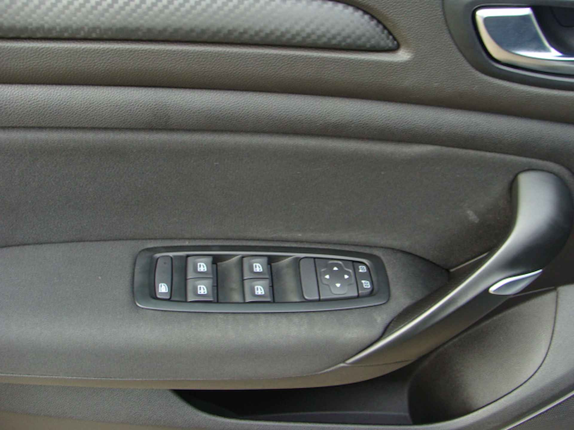 Renault Mégane Hatchback 1.3 Automaat TCe 140pk  Limited - 12/27