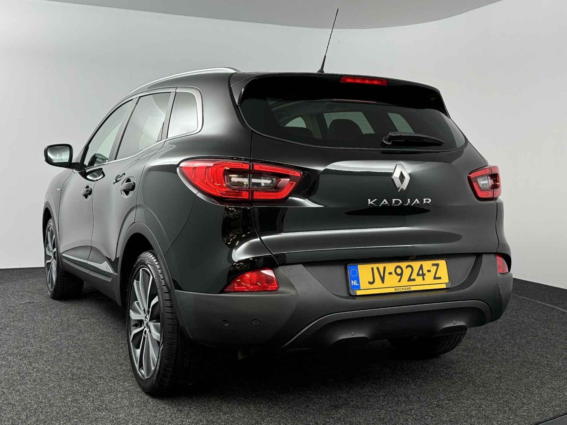 Renault Kadjar 1.2 TCe 130 Bose | Panoramadak | Stoelverwarming | PDC V+A + Camera | 1e eigenaar + dealer onderhouden! - 8/52