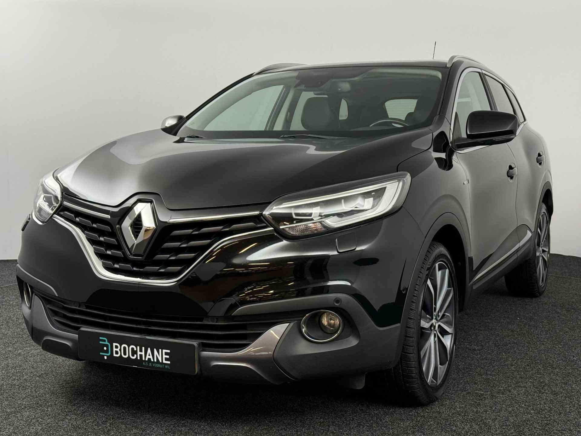 Renault Kadjar 1.2 TCe 130 Bose | Panoramadak | Stoelverwarming | PDC V+A + Camera | 1e eigenaar + dealer onderhouden! - 3/52