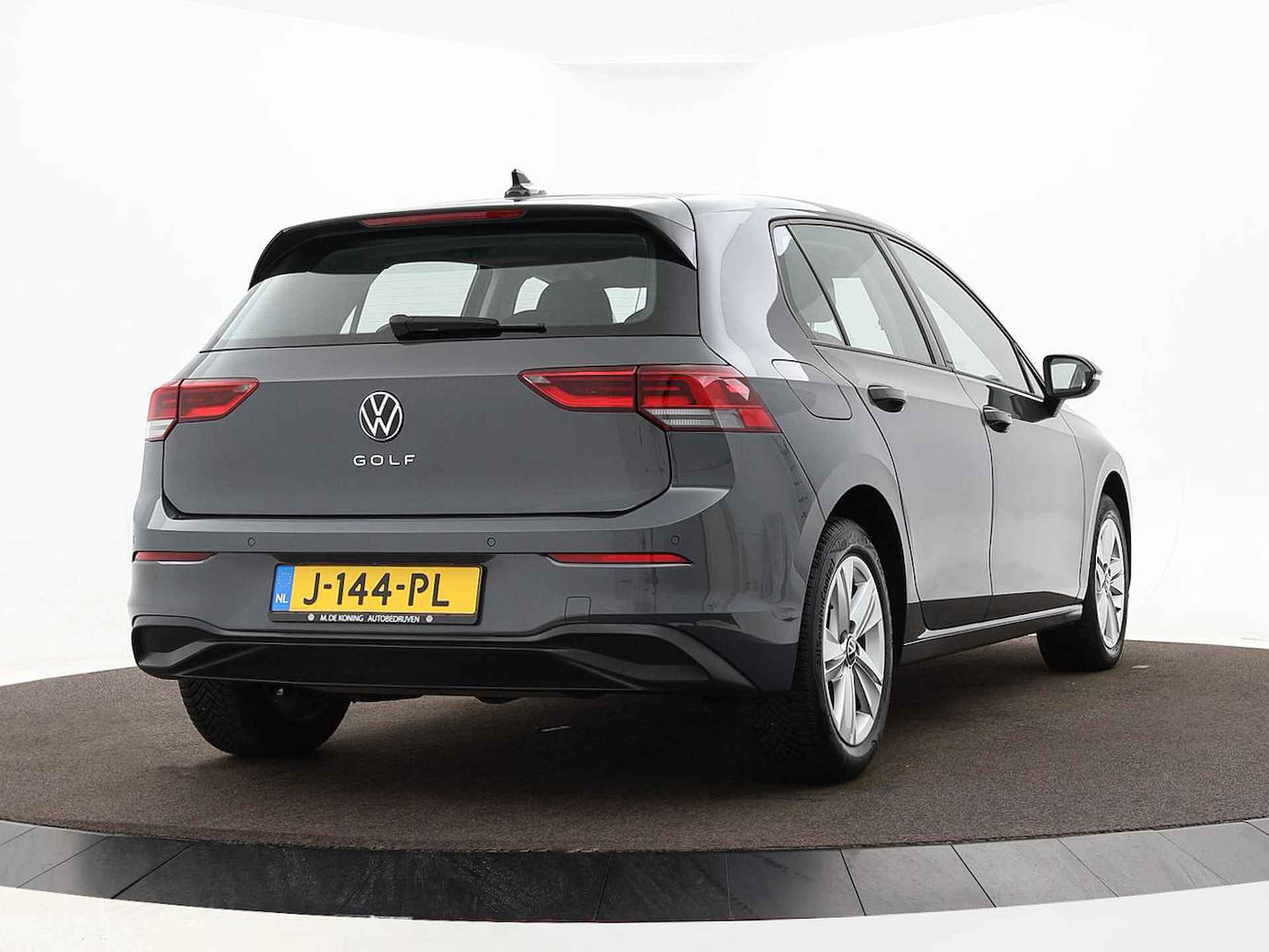 Volkswagen Golf 1.0 TSI 110pk Life | Apple Car Play | Navigatie | ACC | P-Sensoren | 16"Velgen | Sfeerverlichting | Verkeersbordenherkenning | Garantie t/m 28-09-2024 of 100.000km - 7/34