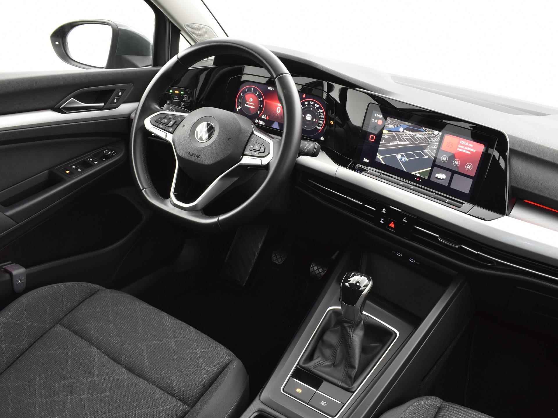 Volkswagen Golf 1.0 TSI 110pk Life | Apple Car Play | Navigatie | ACC | P-Sensoren | 16"Velgen | Sfeerverlichting | Verkeersbordenherkenning | Garantie t/m 28-09-2024 of 100.000km - 16/34