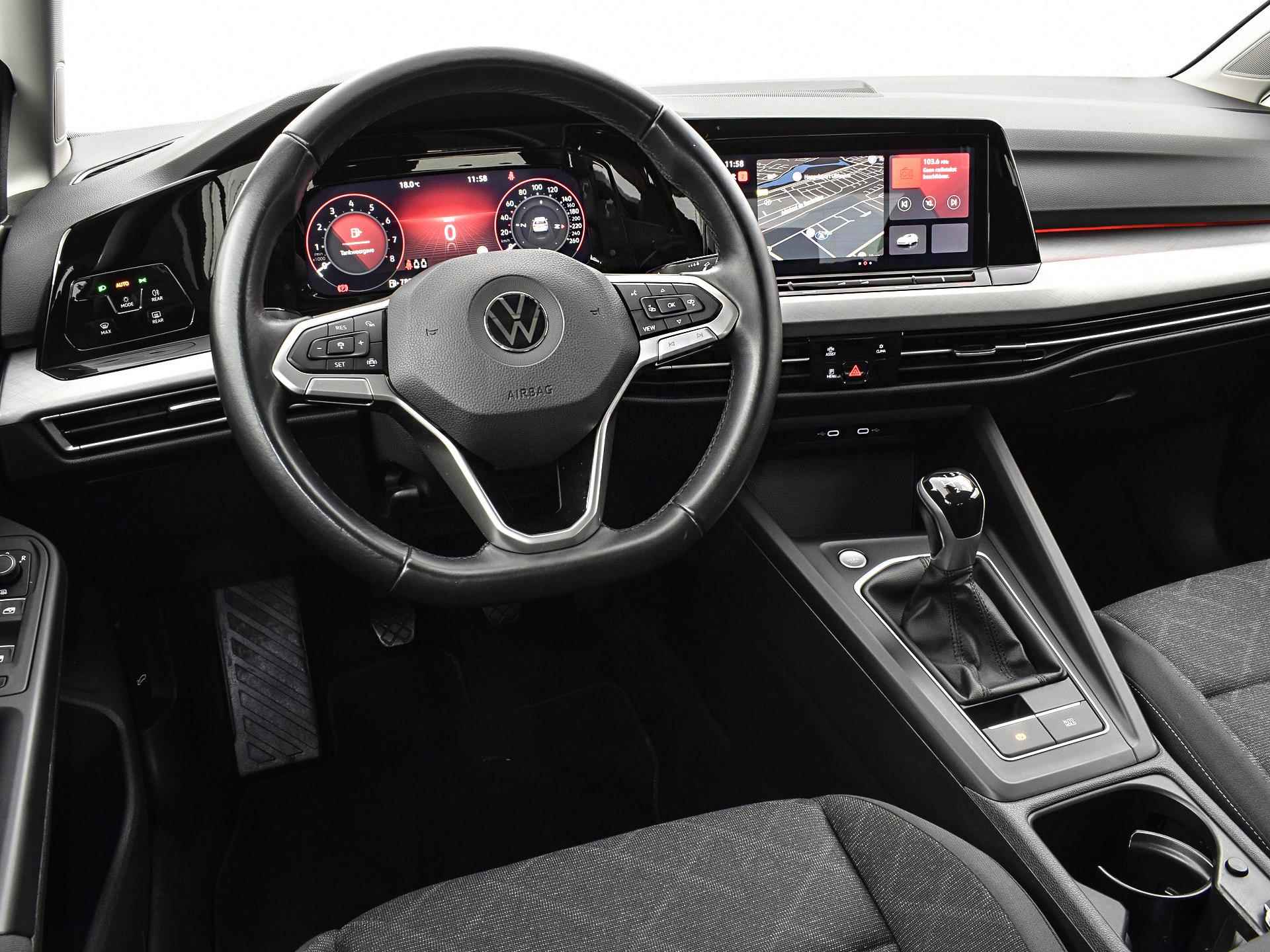 Volkswagen Golf 1.0 TSI 110pk Life | Apple Car Play | Navigatie | ACC | P-Sensoren | 16"Velgen | Sfeerverlichting | Verkeersbordenherkenning | Garantie t/m 28-09-2024 of 100.000km - 18/34